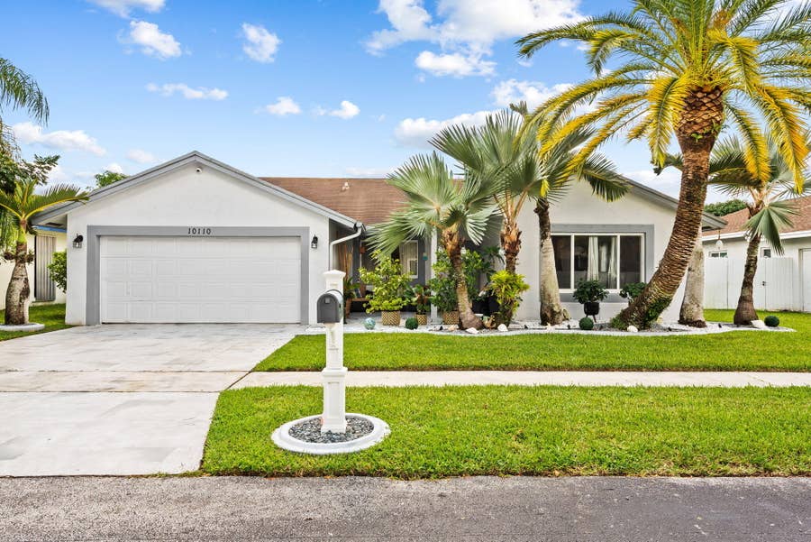 Property photo for 10110 SW 16TH Place, Davie, FL