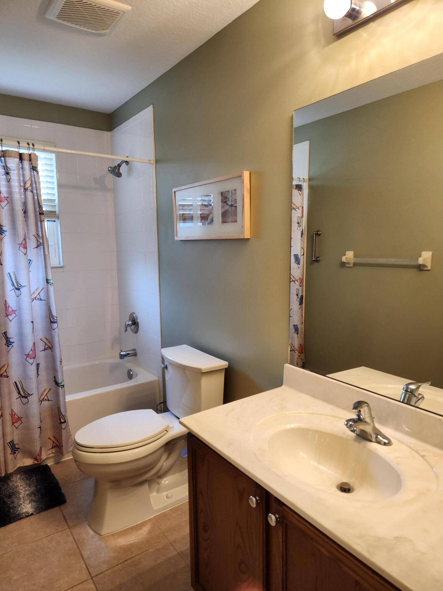 2765 SE Birmingham Drive, Stuart, FL 34994 2nd Floor bath