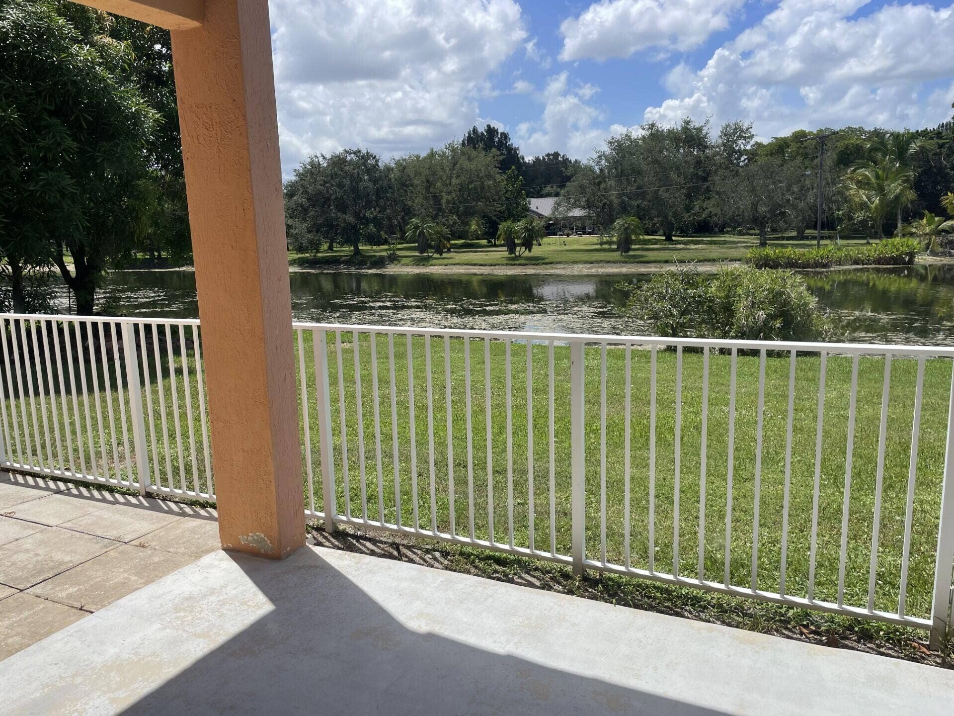 9514 Lago Drive, Boynton Beach, FL 33472 Lago side view of Lake