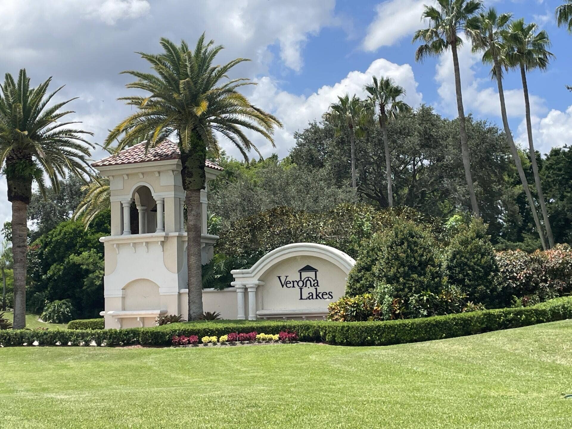 9514 Lago Drive, Boynton Beach, FL 33472 Lago Verone Lakes sign