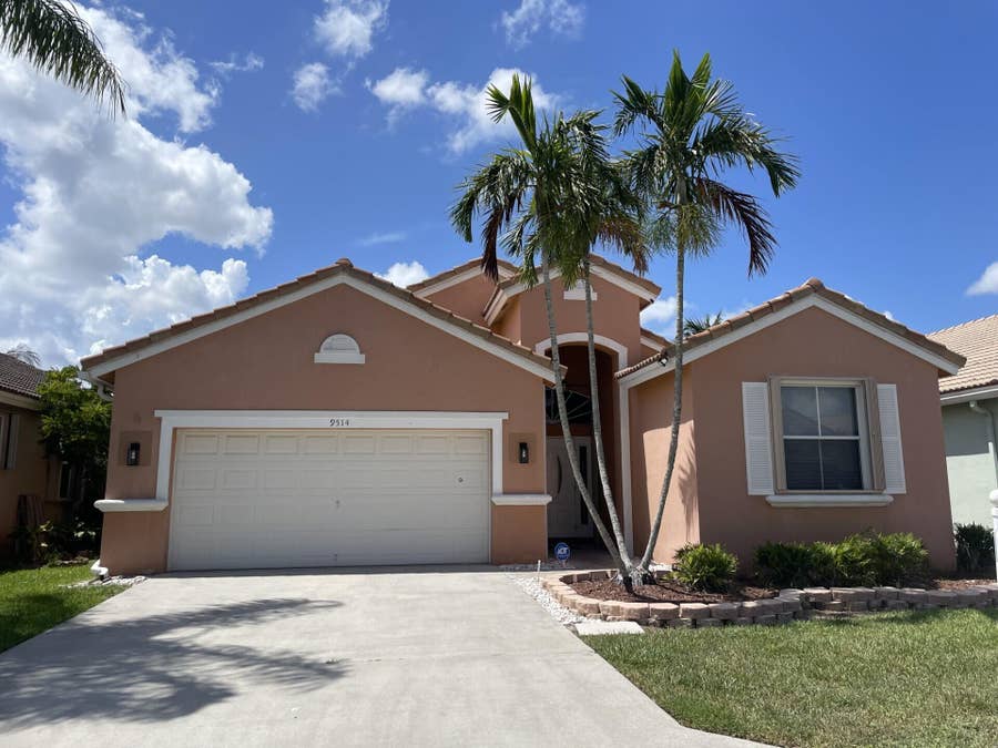 Property photo for 9514 Lago Drive, Boynton Beach, FL