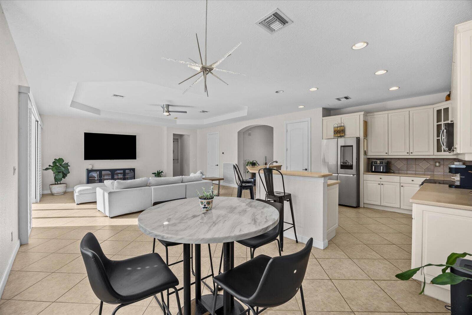 1180 AMETHYST Drive SW, Vero Beach, FL 32968 Dining