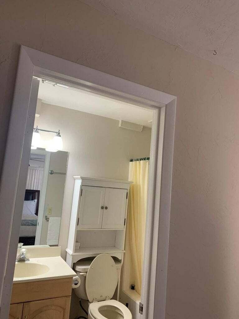 3124 US Highway 441 SE, #J1, Okeechobee, FL 34974 25
