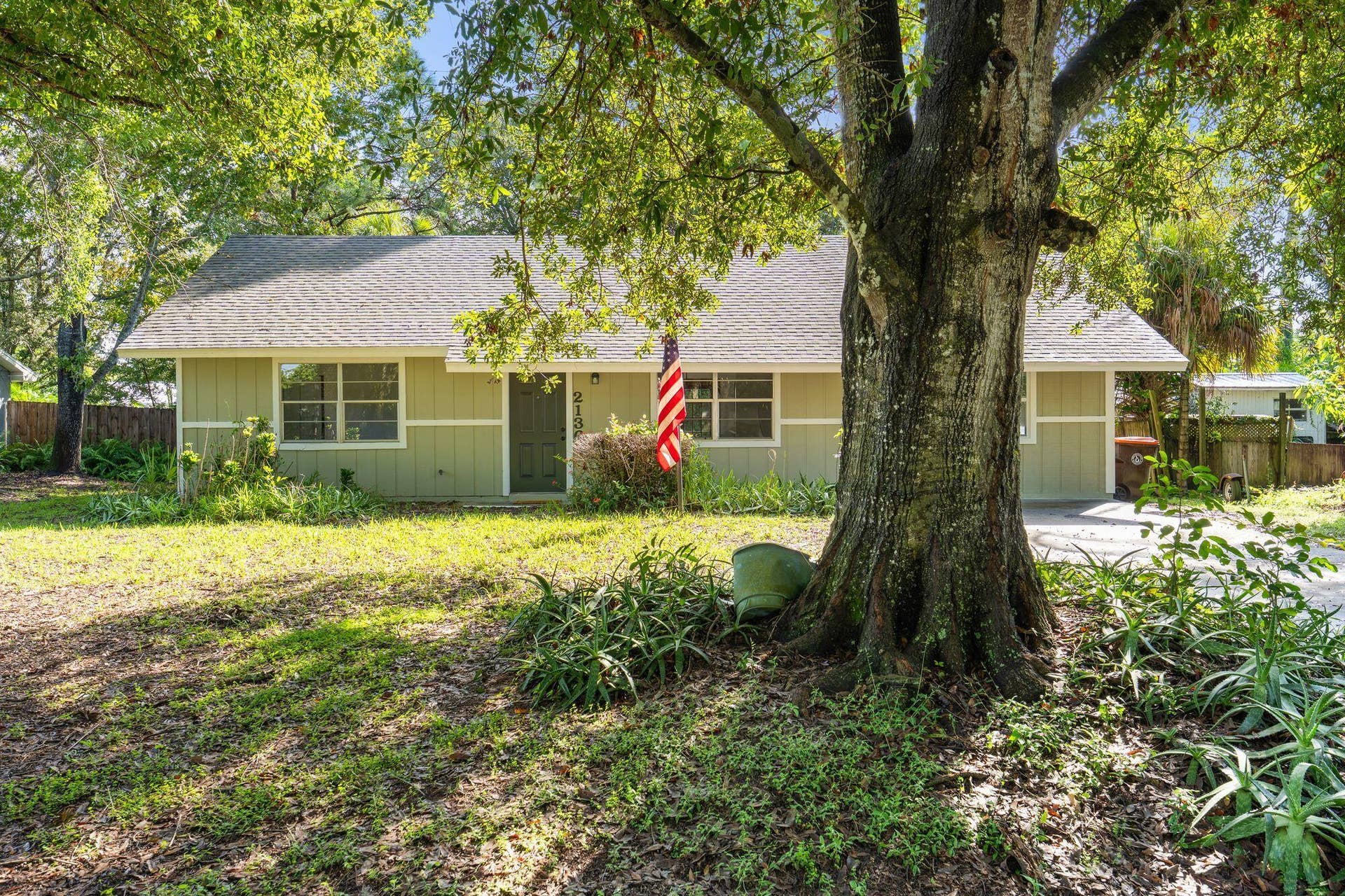 2136 80TH Avenue, Vero Beach, FL 32966 2136-80th-Ave-HigMedia-001
