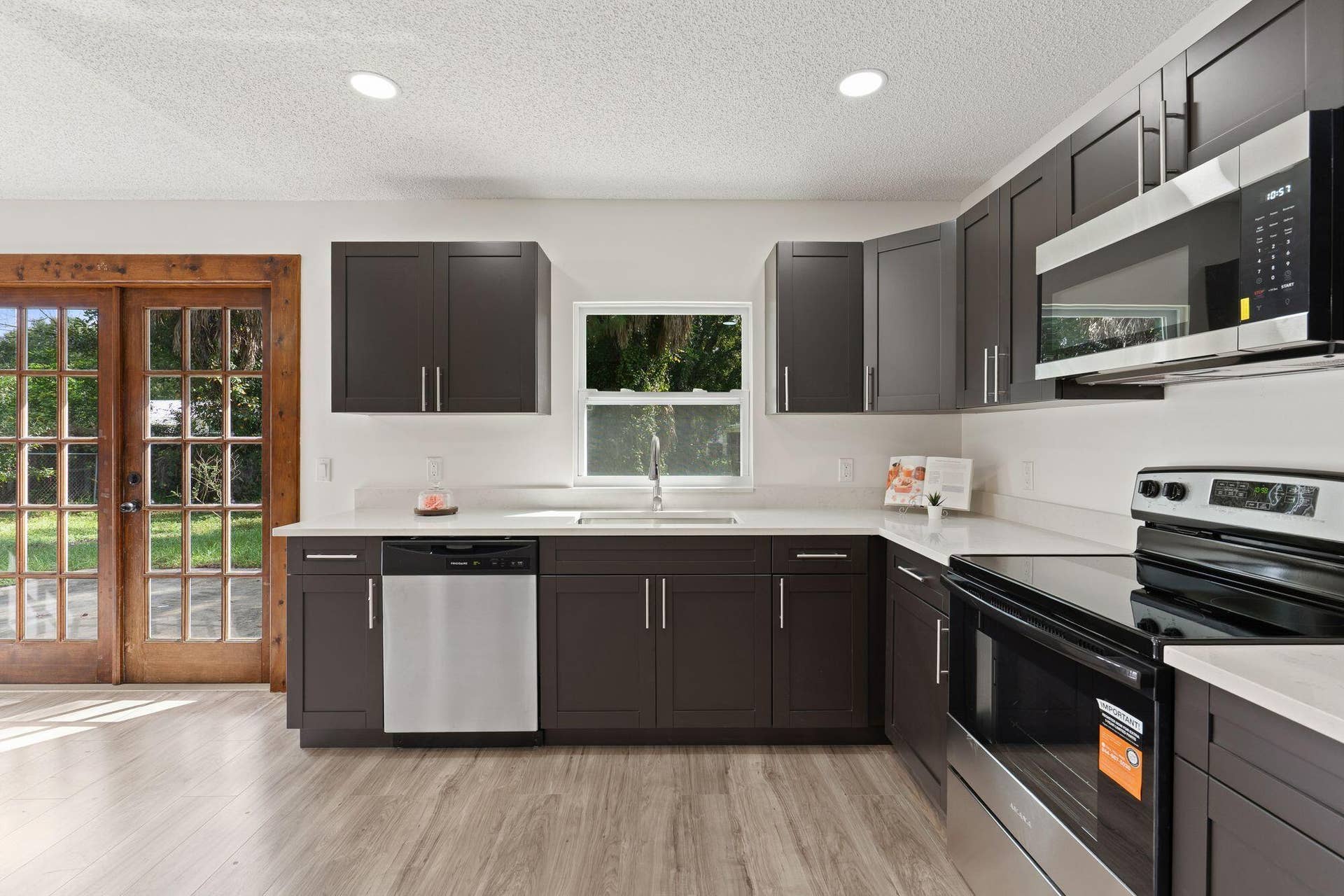 2136 80TH Avenue, Vero Beach, FL 32966 2136-80th-Ave-HigMedia-026