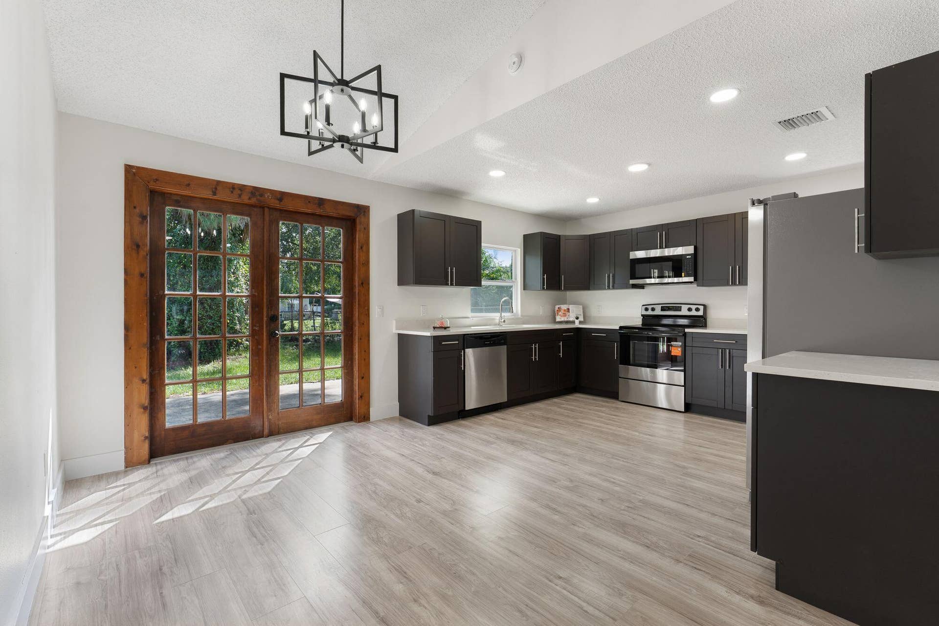 2136 80TH Avenue, Vero Beach, FL 32966 2136-80th-Ave-HigMedia-019