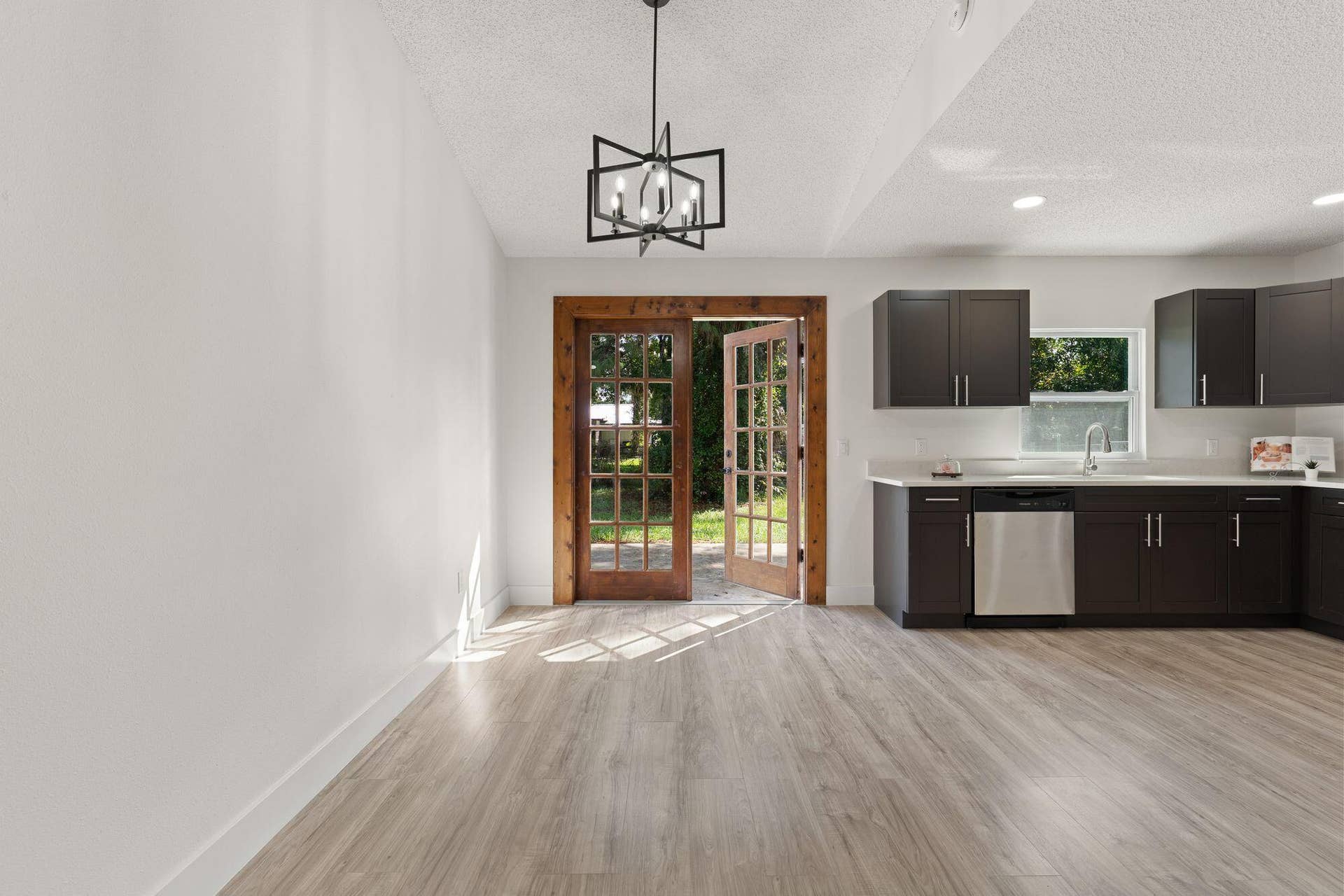 2136 80TH Avenue, Vero Beach, FL 32966 2136-80th-Ave-HigMedia-018