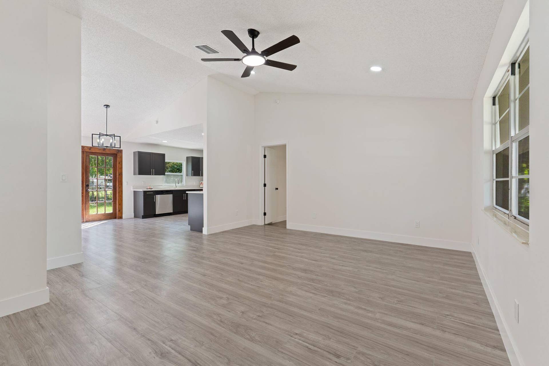 2136 80TH Avenue, Vero Beach, FL 32966 2136-80th-Ave-HigMedia-029