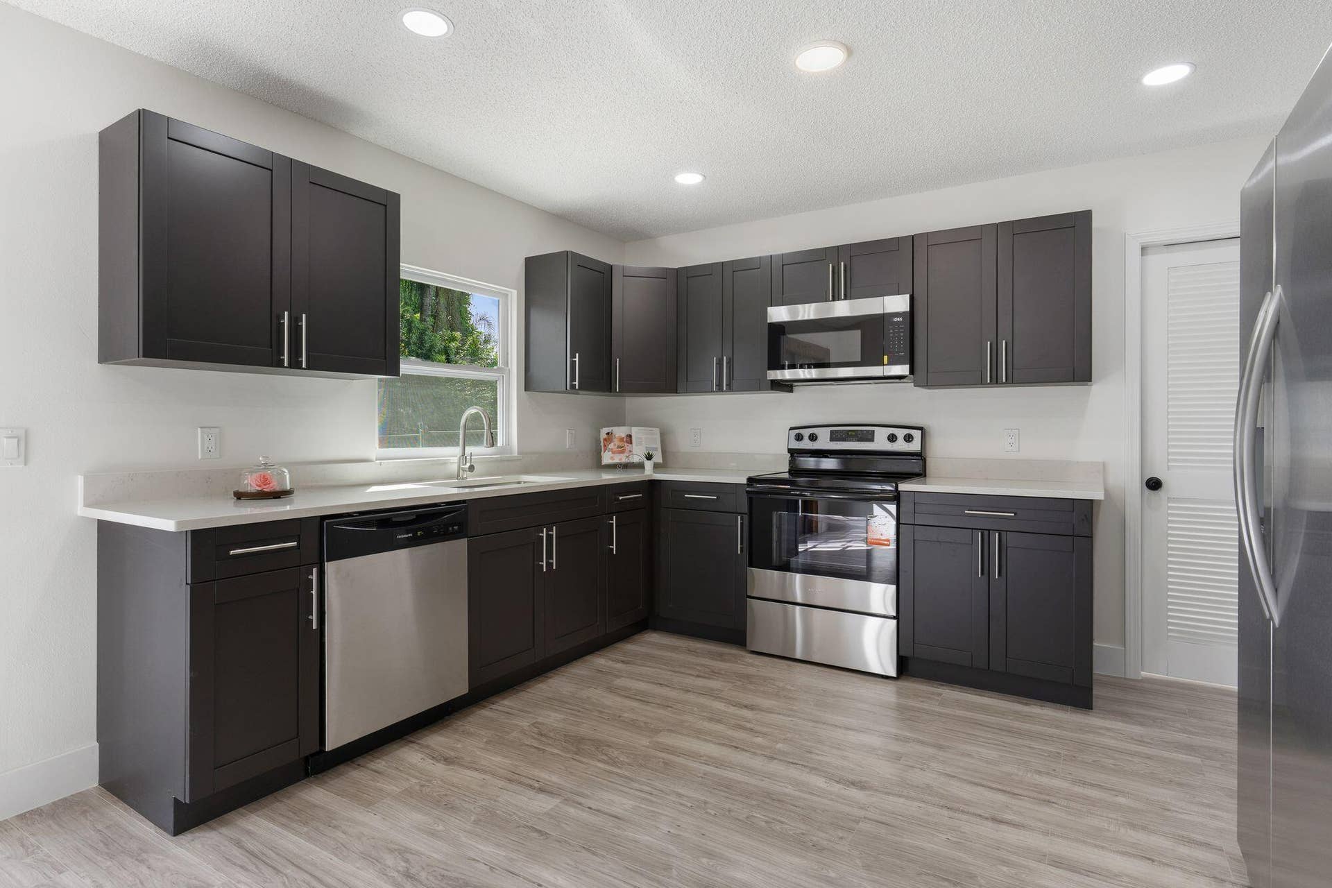 2136 80TH Avenue, Vero Beach, FL 32966 2136-80th-Ave-HigMedia-023