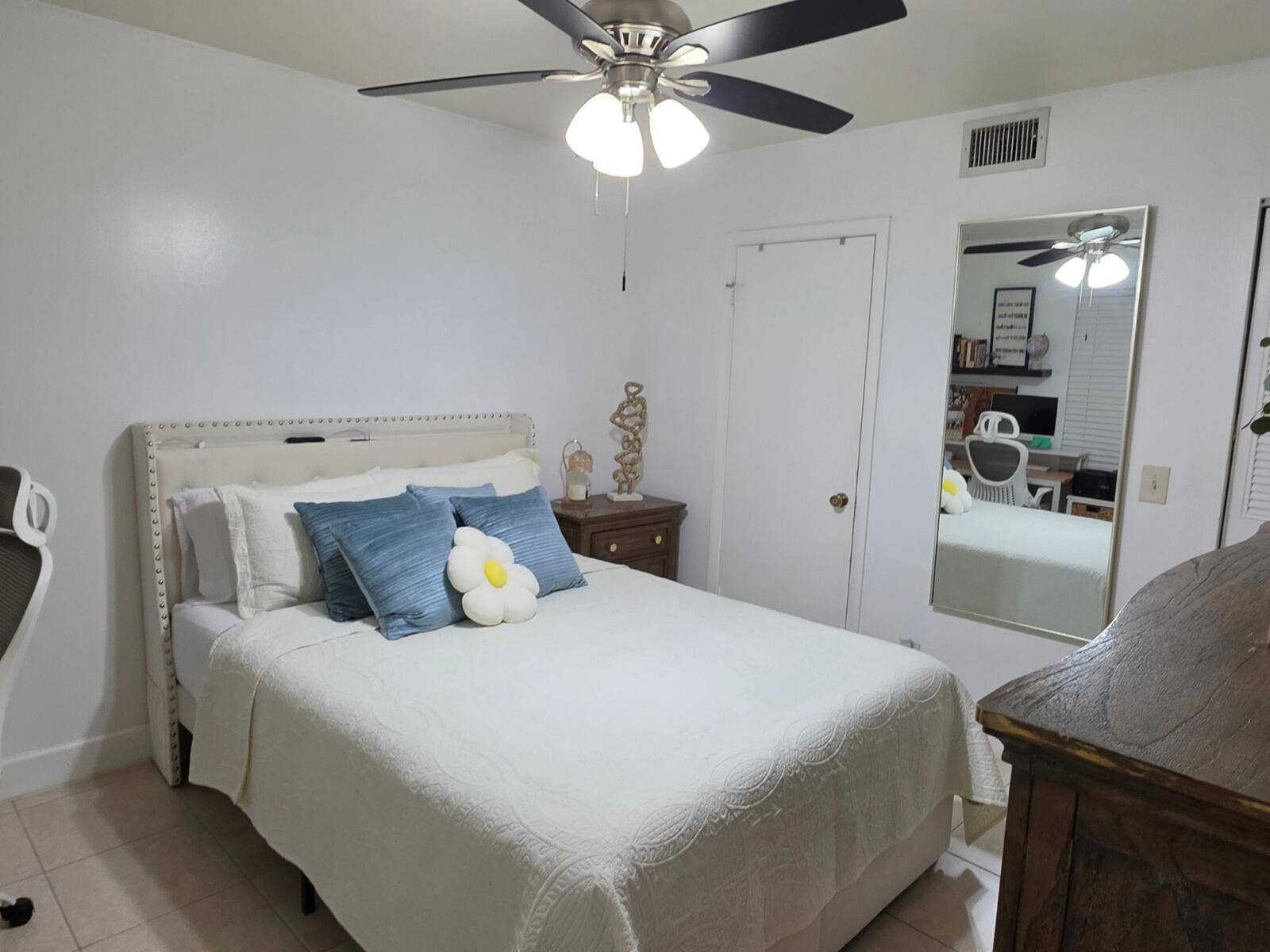 7101 GOLF COLONY Court, #104, Lake Worth, Lake Worth, FL 33467 468