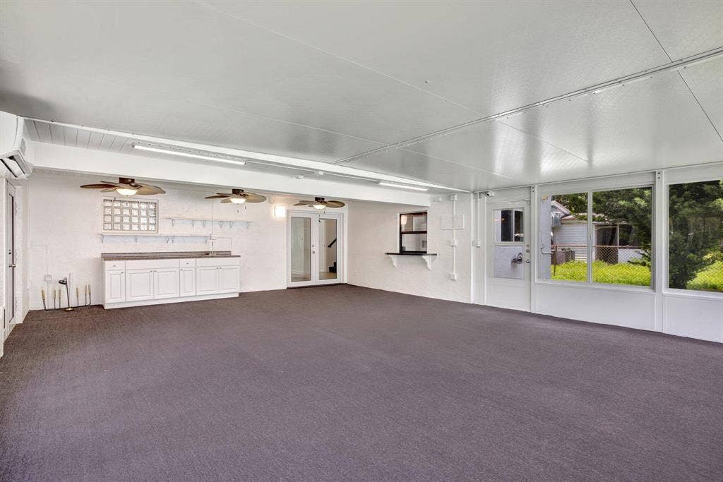 5615 FREEDOM Street, Hollywood, FL 33021 florida room 2