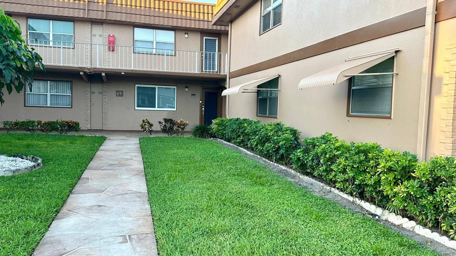 295 BRITTANY G Avenue, #295, Delray Beach, FL 33446 c2a9b859-d26c-43a6-b4fb-9a8f435af79d 2