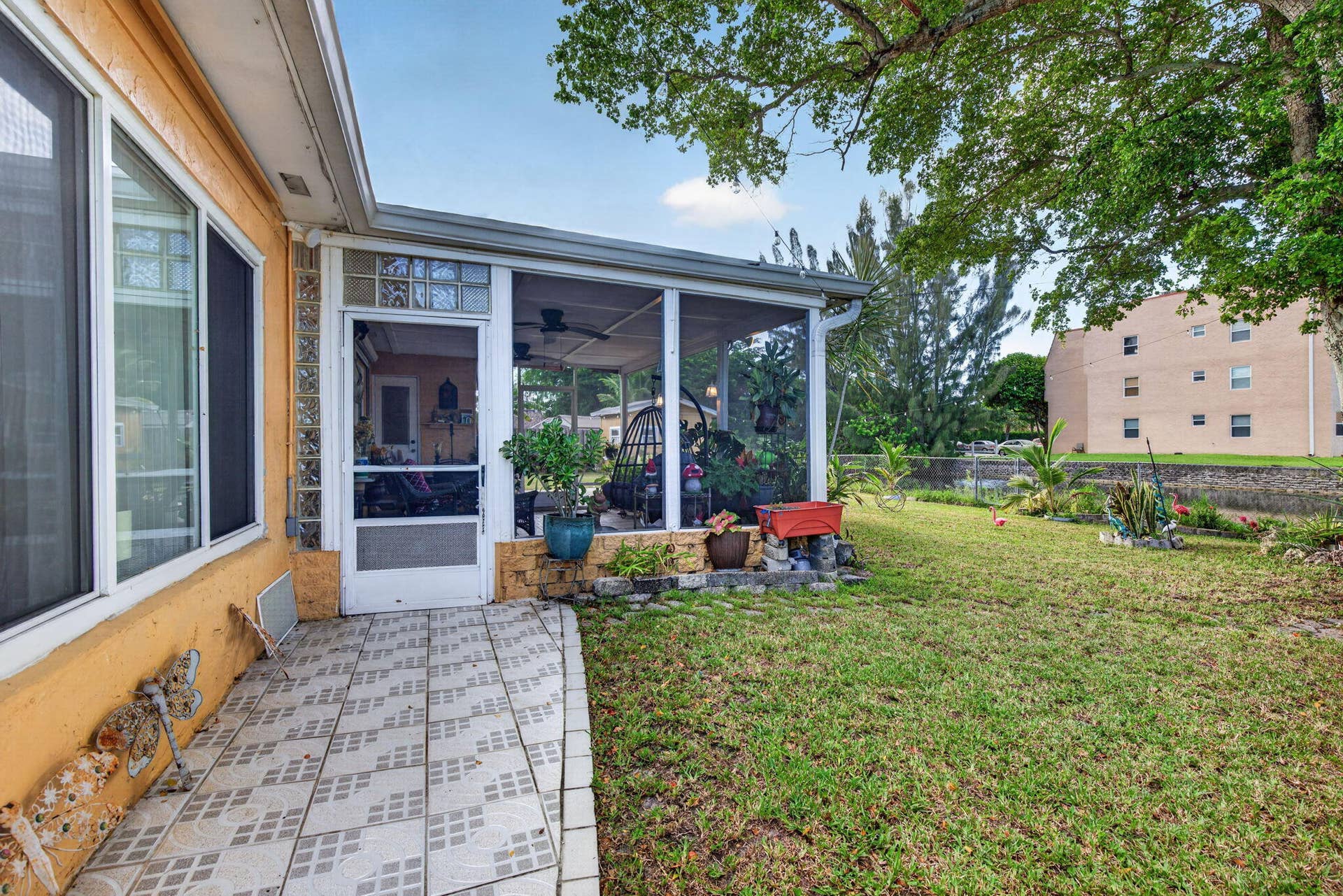 9877 NW 26TH Place, Sunrise, FL 33322 39-web-or-mls-39-print-_A7A0053