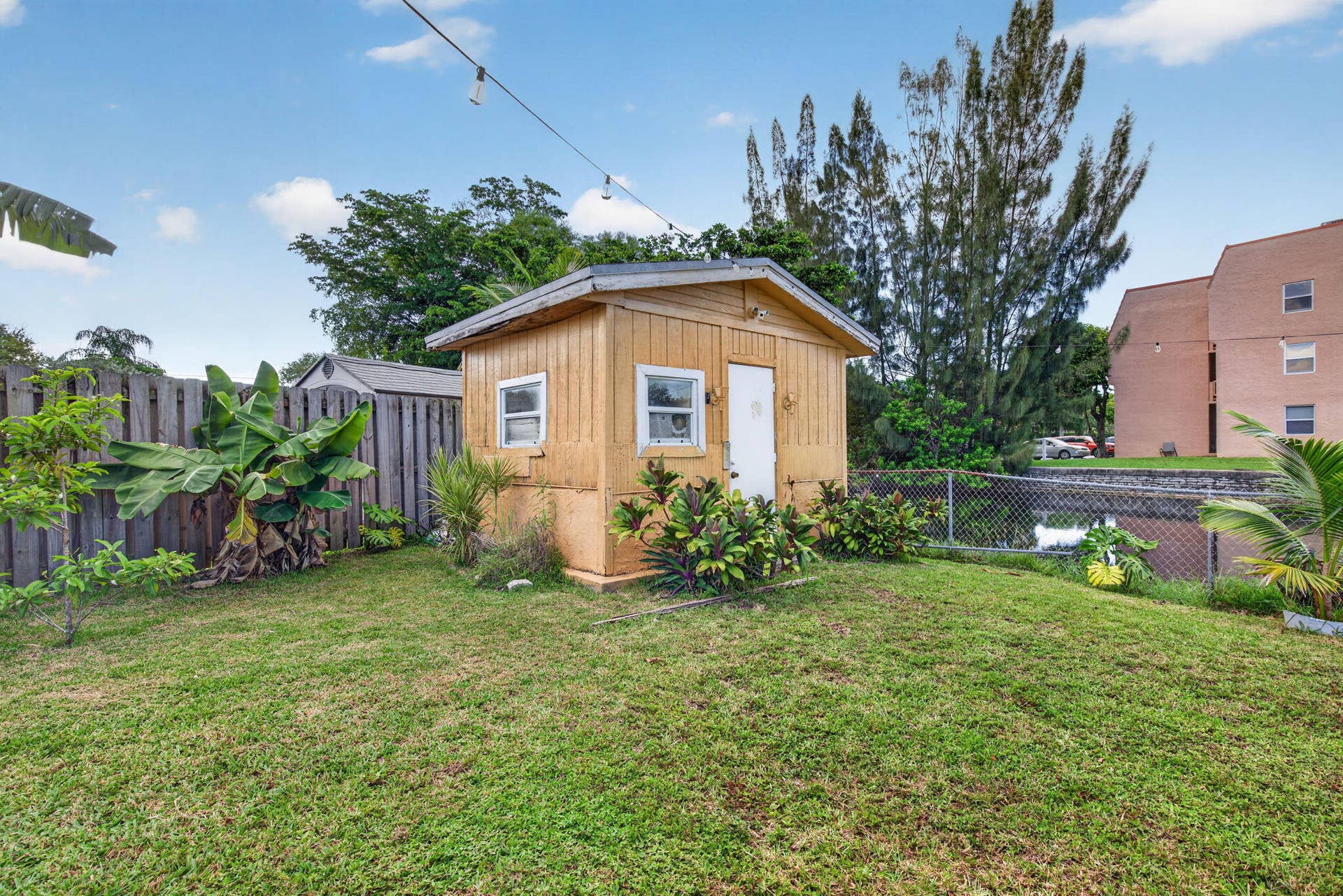 9877 NW 26TH Place, Sunrise, FL 33322 33-web-or-mls-33-print-_A7A0023