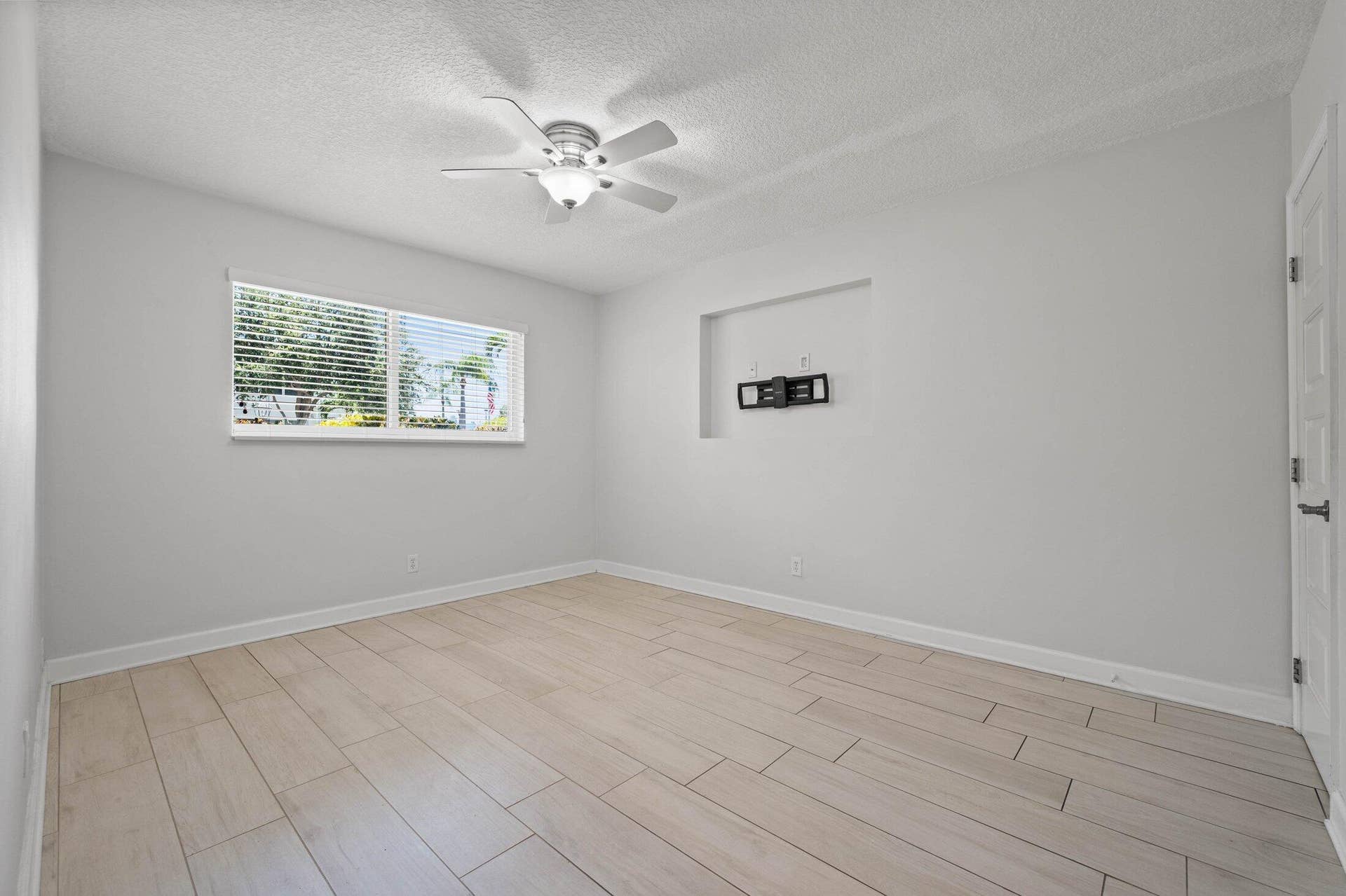 2265 SE 12TH Street, Pompano Beach, Pompano Beach, FL 33062 2255 SE 12th St Pompano Beach-36