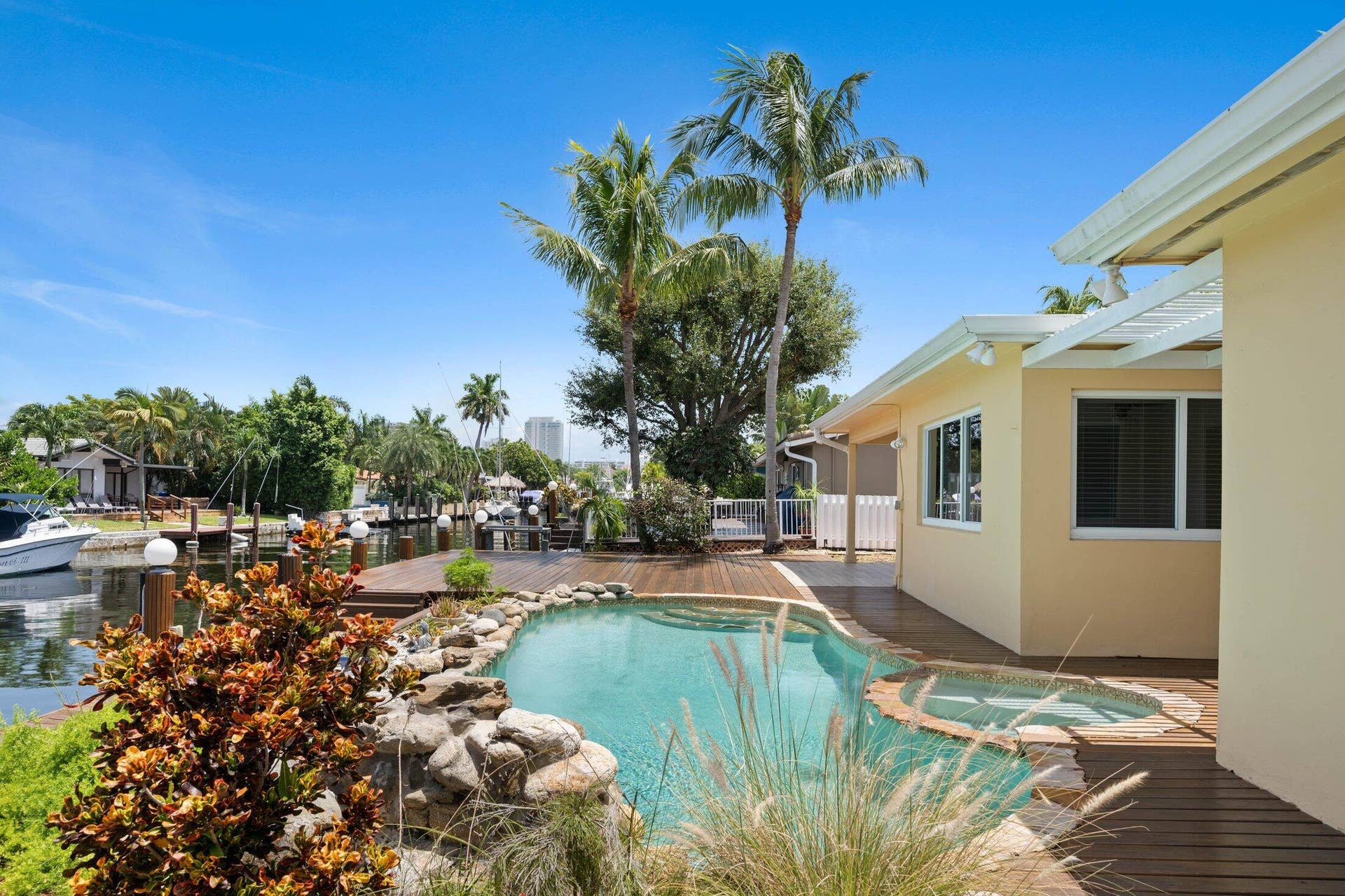 2265 SE 12TH Street, Pompano Beach, Pompano Beach, FL 33062 2255 SE 12th St Pompano Beach-40