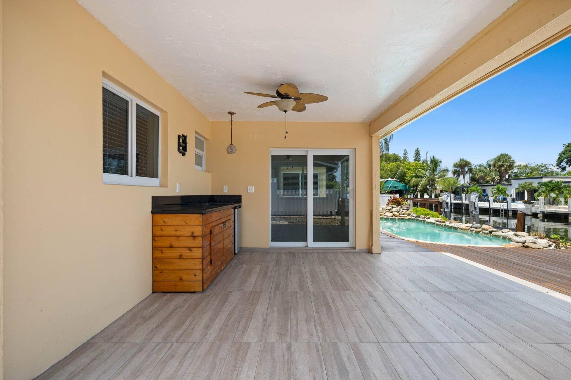 2265 SE 12TH Street, Pompano Beach, Pompano Beach, FL 33062 2255 SE 12th St Pompano Beach-17