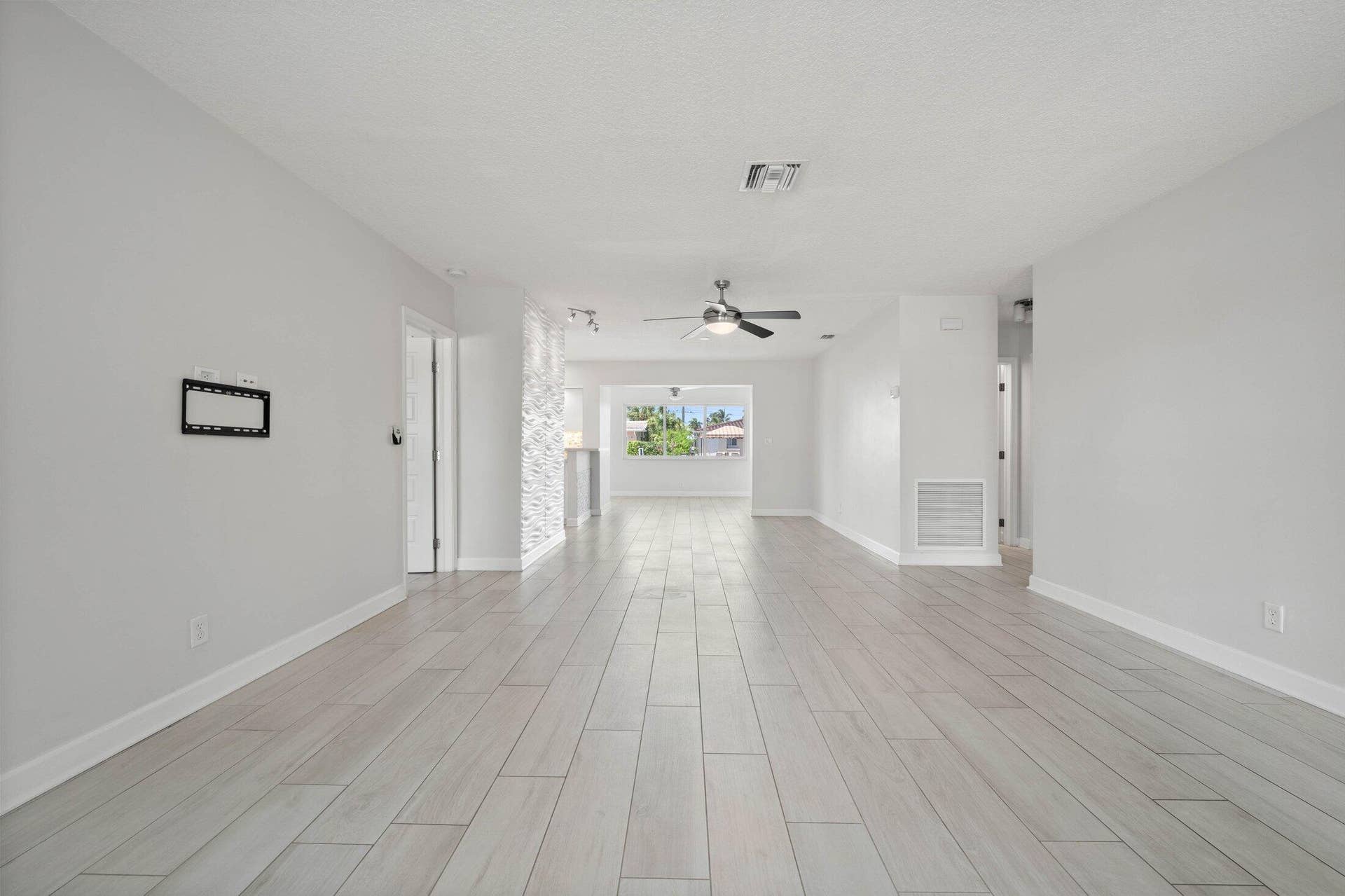 2265 SE 12TH Street, Pompano Beach, Pompano Beach, FL 33062 2255 SE 12th St Pompano Beach-14