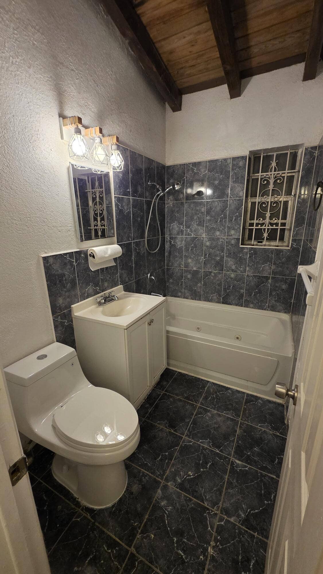 17961 NW 5TH Avenue, Miami Gardens, FL 33169 46c5c44e-9eb9-44d0-ad86-ae9732f45eb5