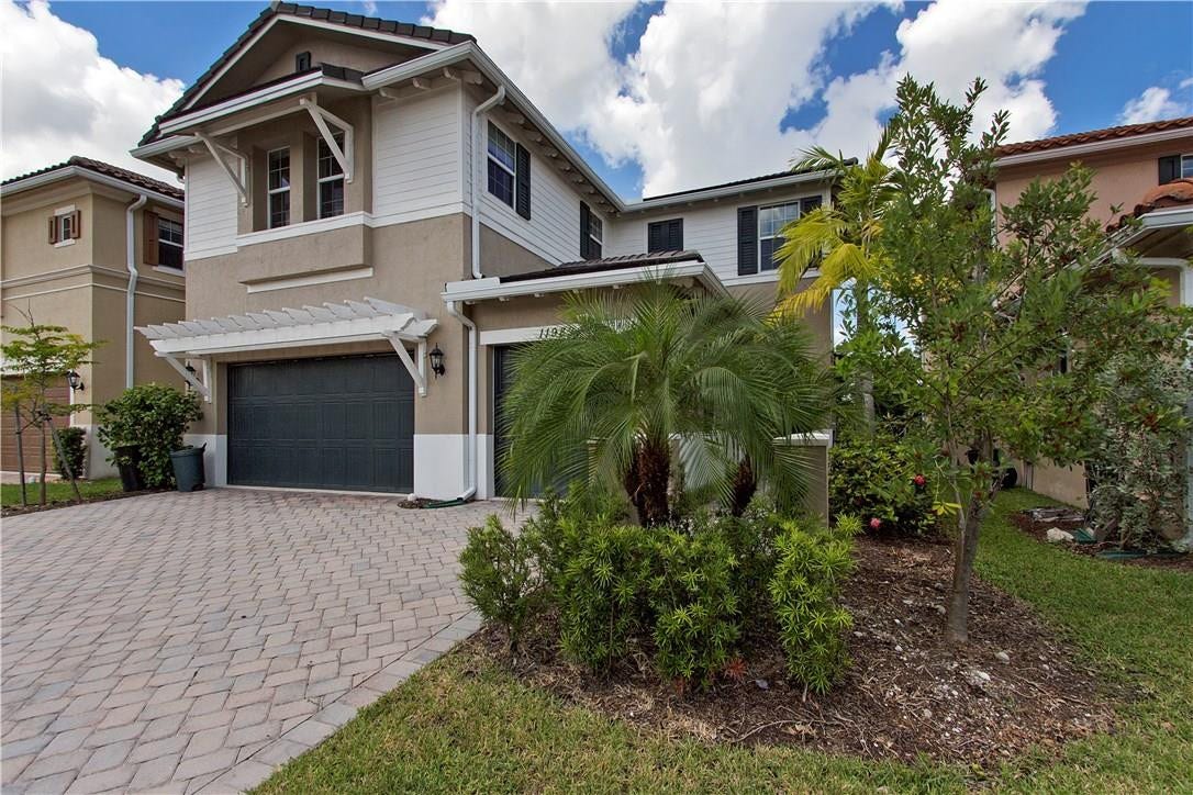 11989 NW 83RD Place, Parkland, Parkland, FL 33076 Photo 2