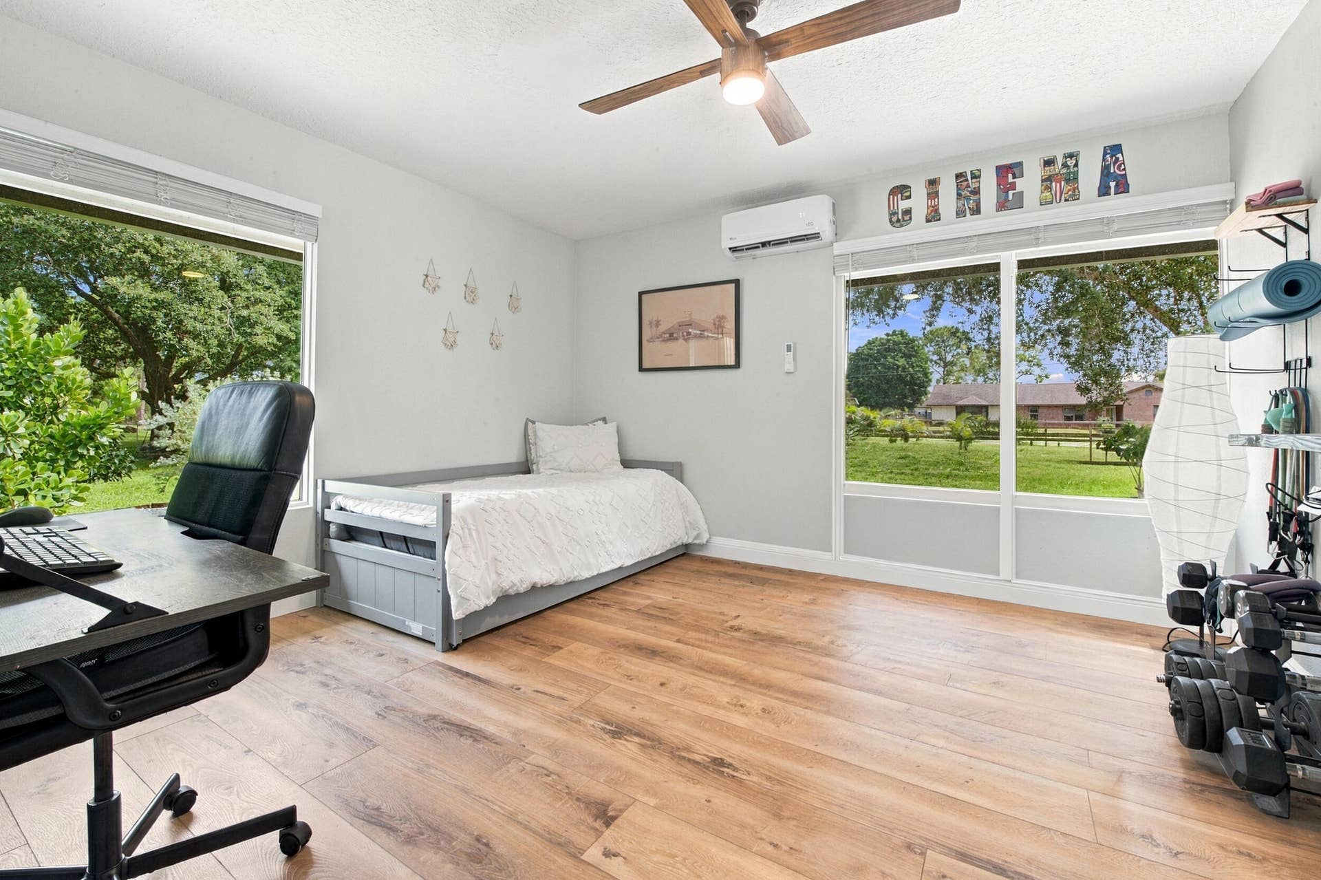 Additional room 1