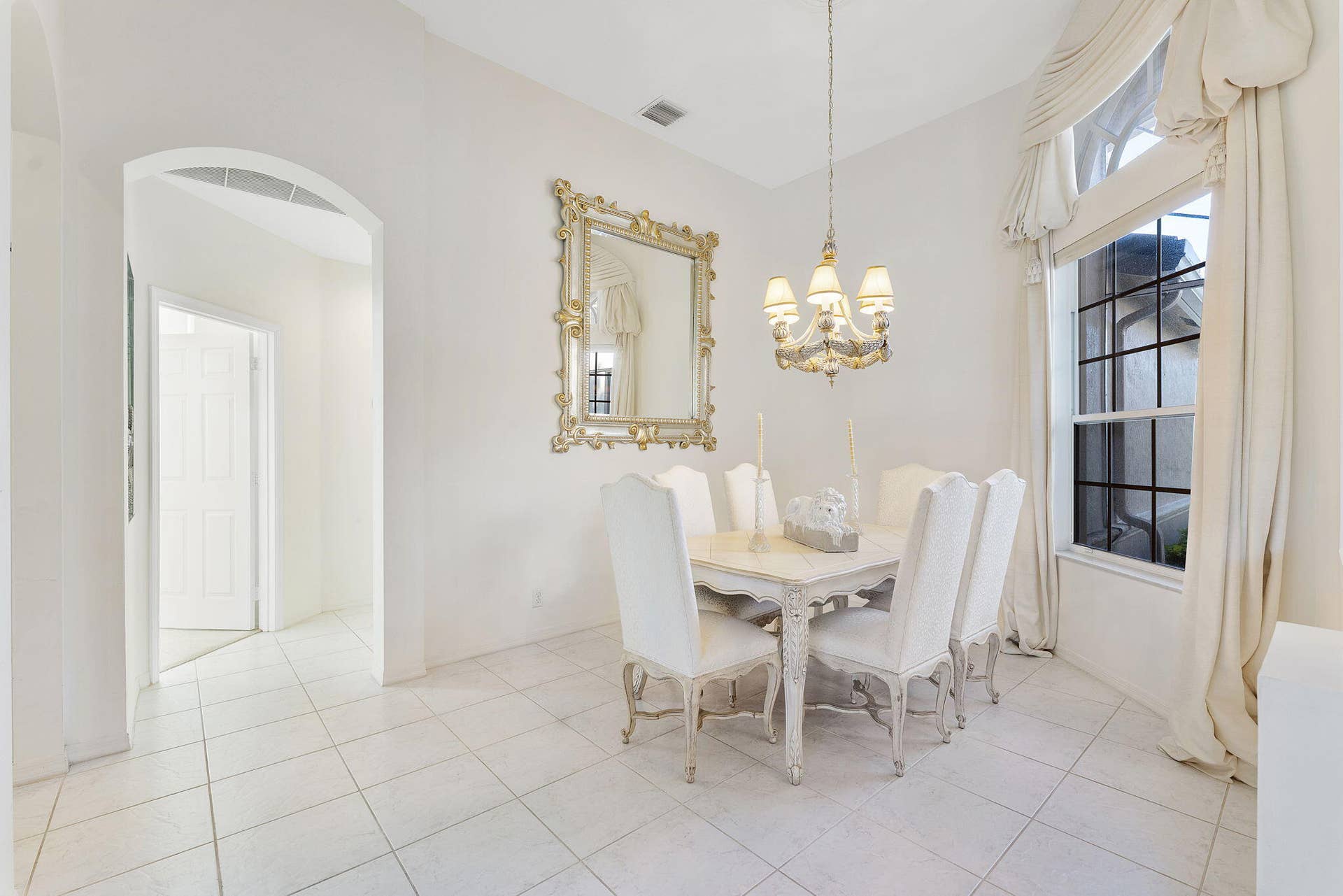 7389 Viale Michelangelo, Delray Beach, FL 33446 Formal Dining