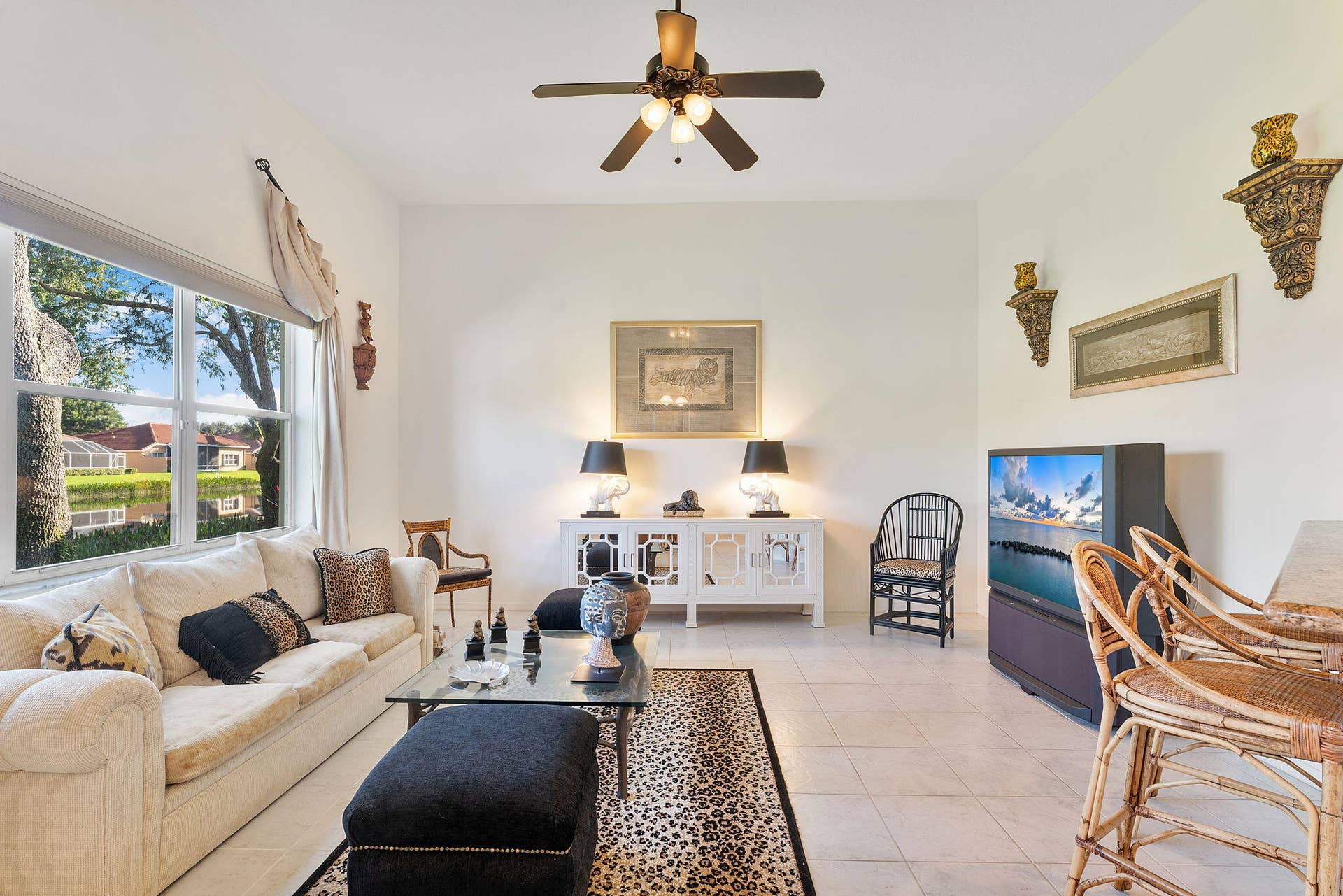7389 Viale Michelangelo, Delray Beach, FL 33446 Family Room