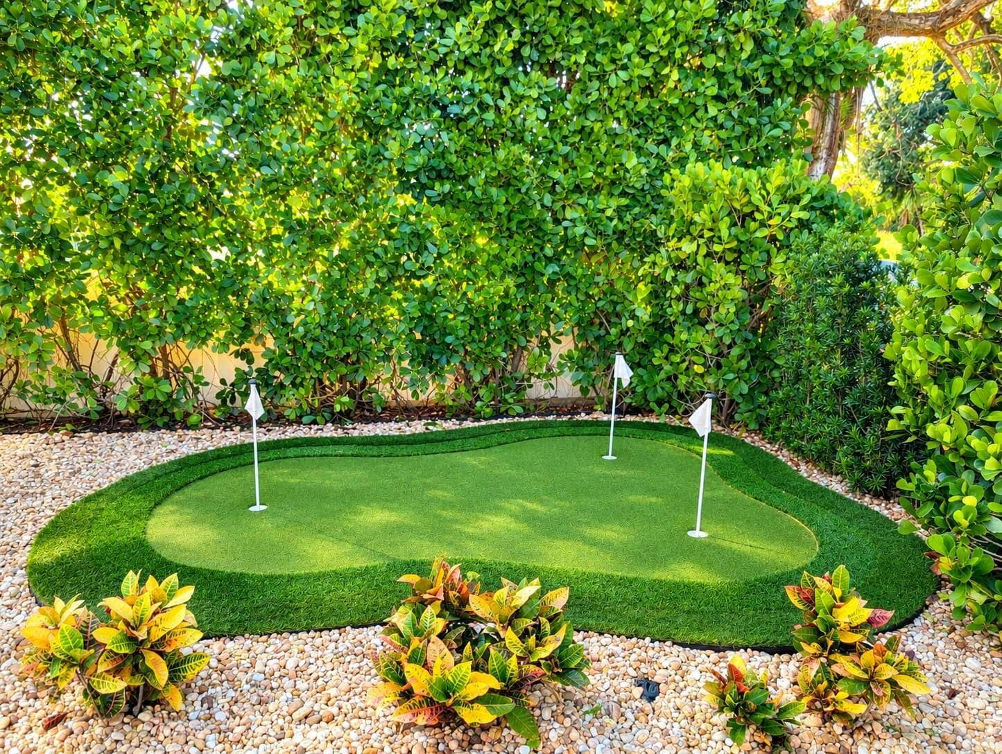 115-magic-way-putting-green-1-ai
