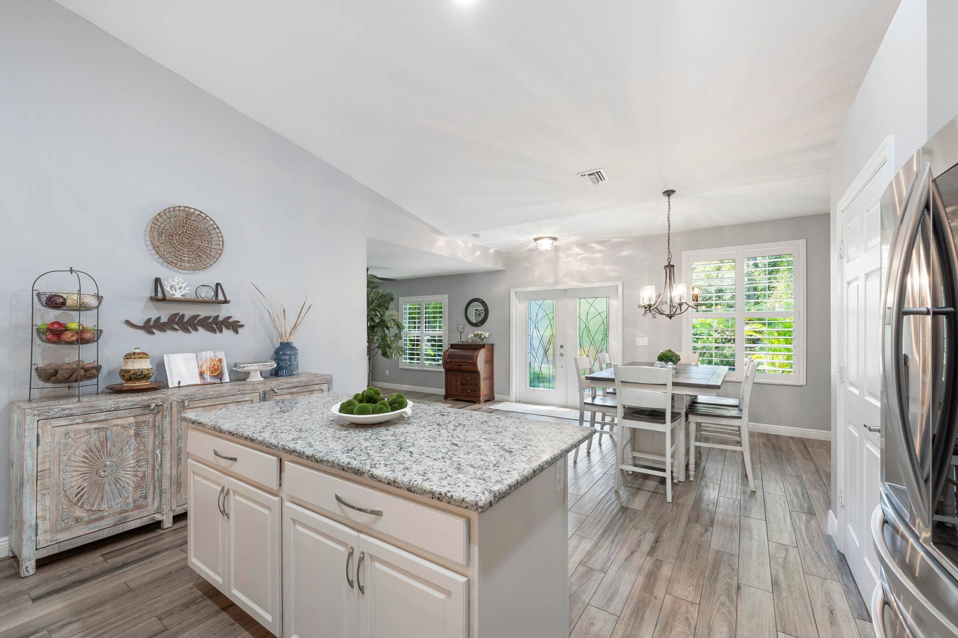 2300 CANOE CREEK Lane, Fort Pierce, FL 34981 17_19