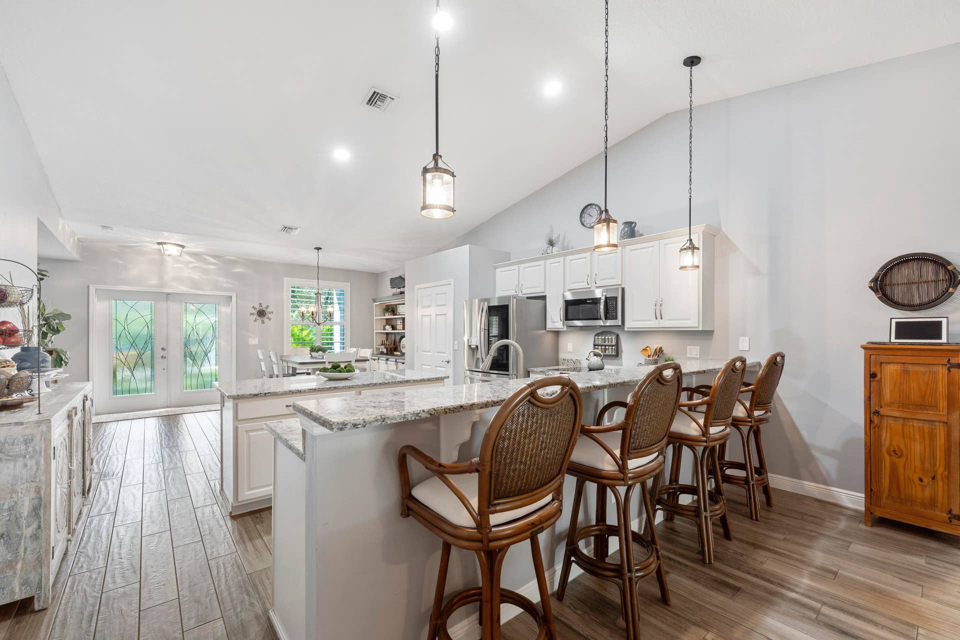 2300 CANOE CREEK Lane, Fort Pierce, FL 34981 15_20