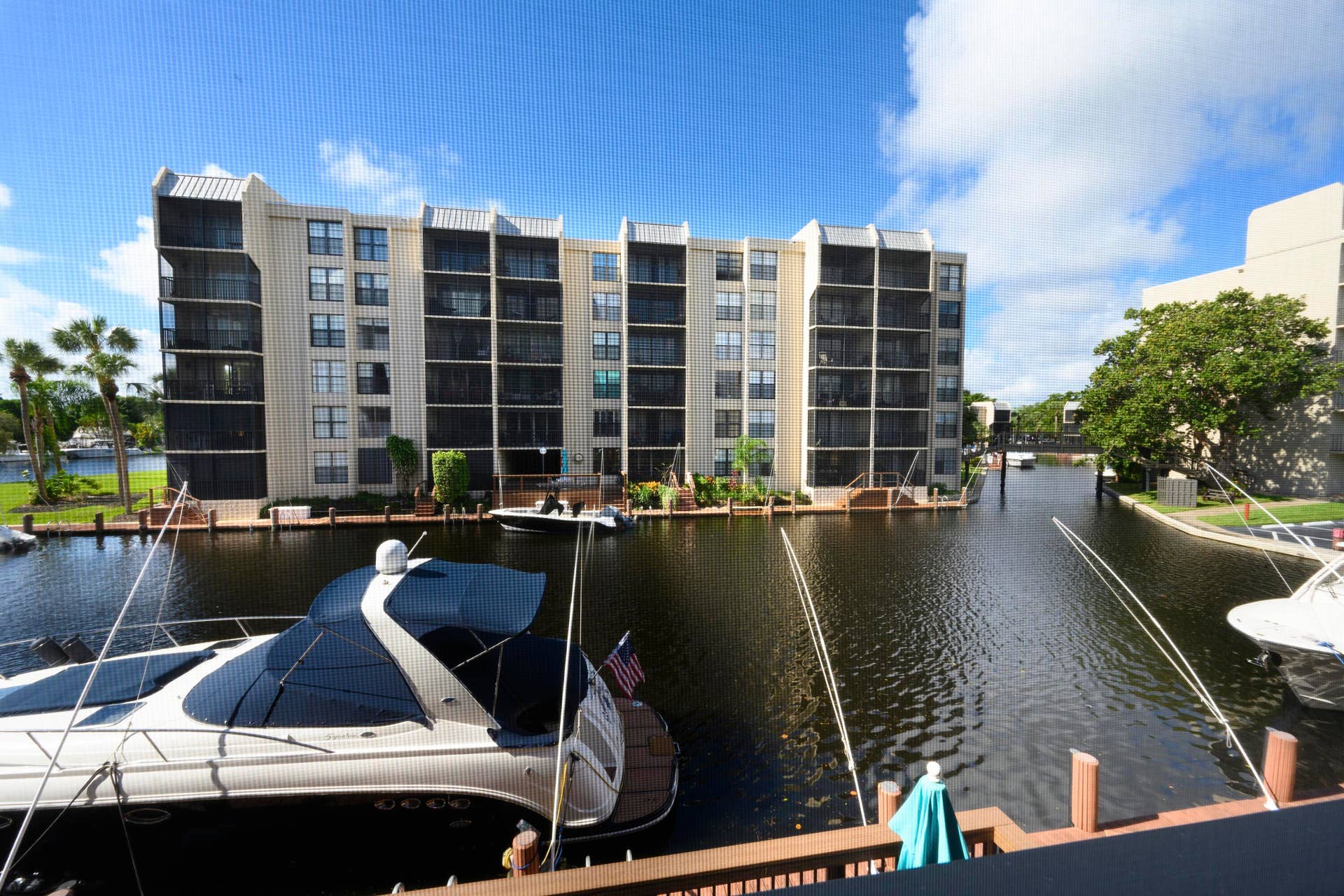 8 Royal Palm Way, #2050, Boca Raton, FL 33432 Balcony View