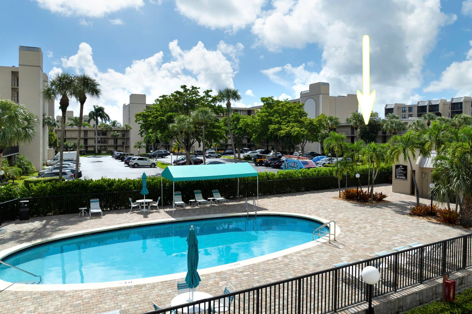 8 Royal Palm Way, #2050, Boca Raton, FL 33432 Common Area Pool