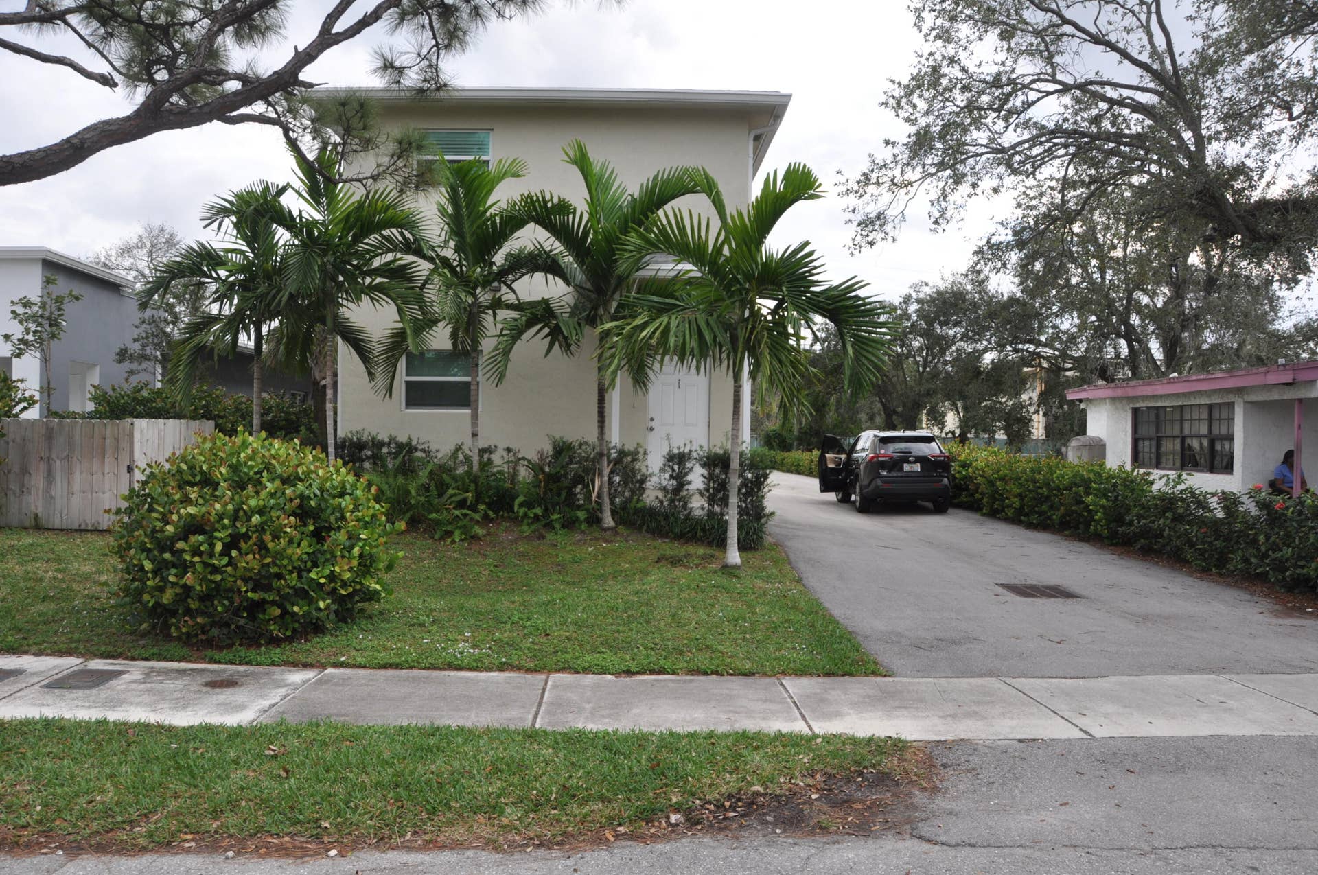 1216 NW 6th Court, #3, Fort Lauderdale, FL 33311 E5EE7C21-D863-4349-92E8-3272E5C7D7C6