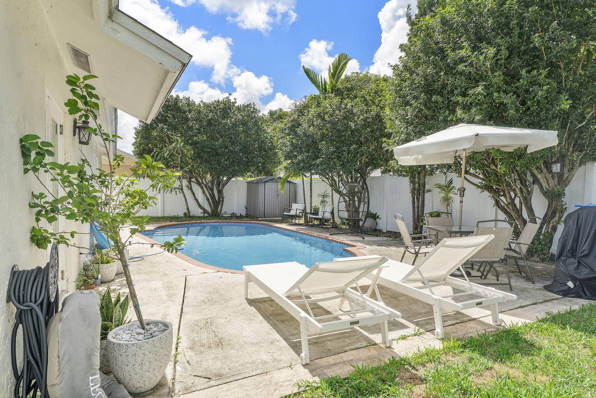 14529 Sunset Pine Drive, Delray Beach, FL 33445 Pool in A back Yard