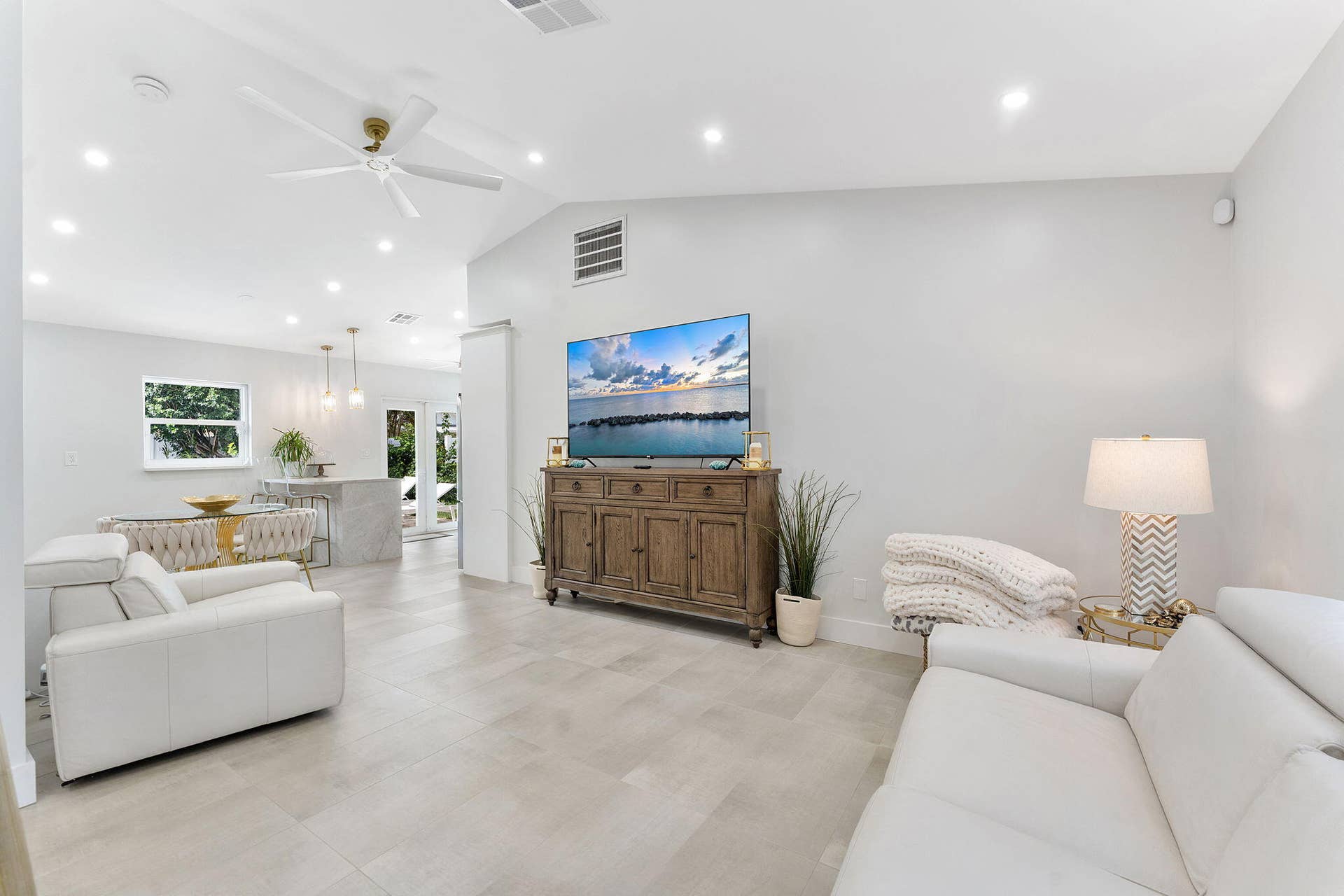 14529 Sunset Pine Drive, Delray Beach, FL 33445 Living Room