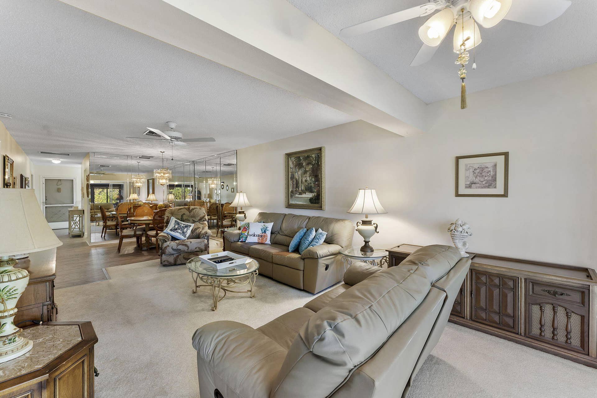 1050 Citrus Way, #202, Delray Beach, FL 33445 Living room