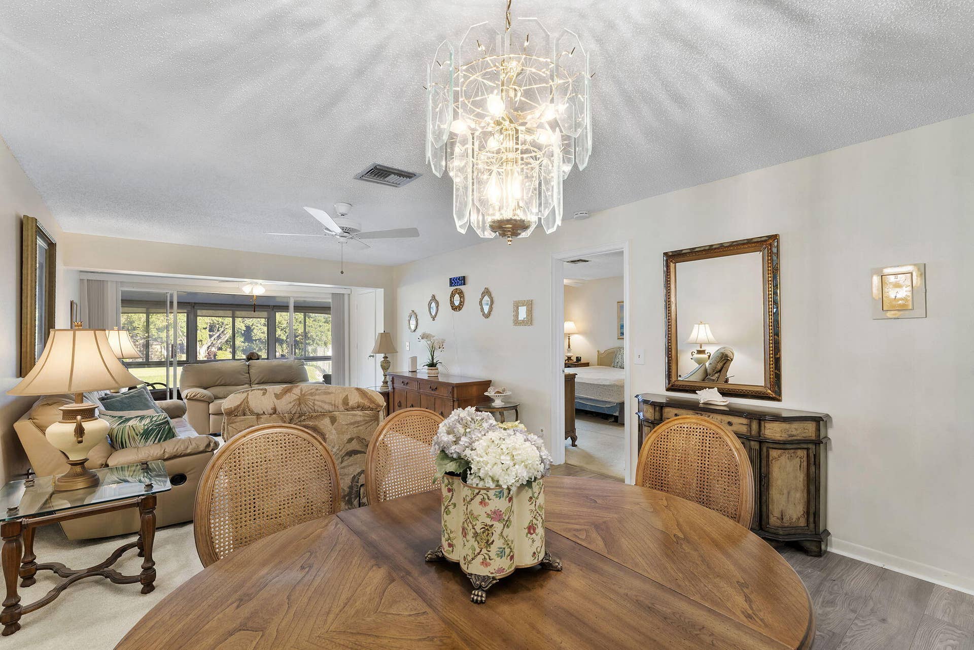 1050 Citrus Way, #202, Delray Beach, FL 33445 Dinning area