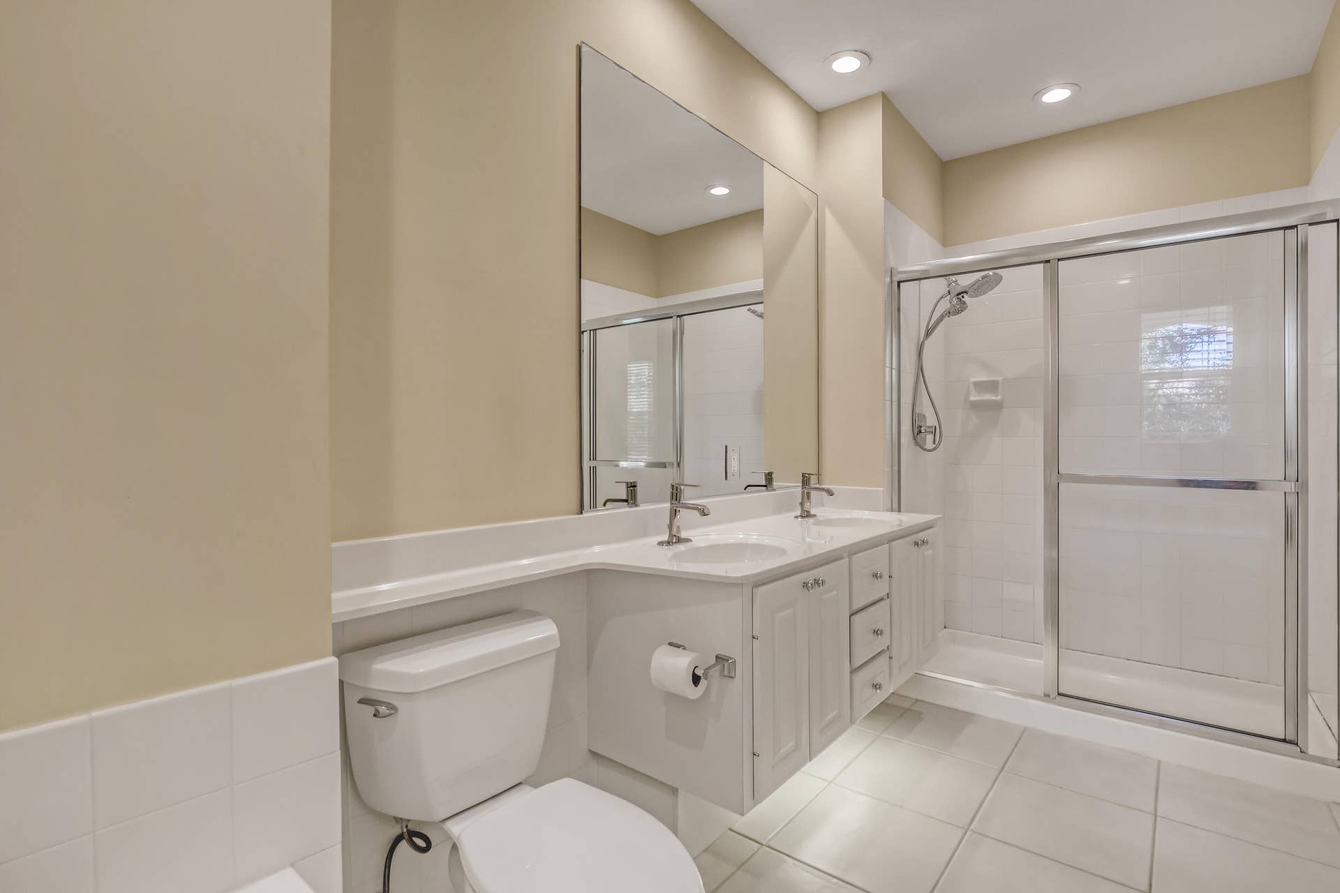 115 Soriano Drive, Jupiter, FL 33458 Master Bath