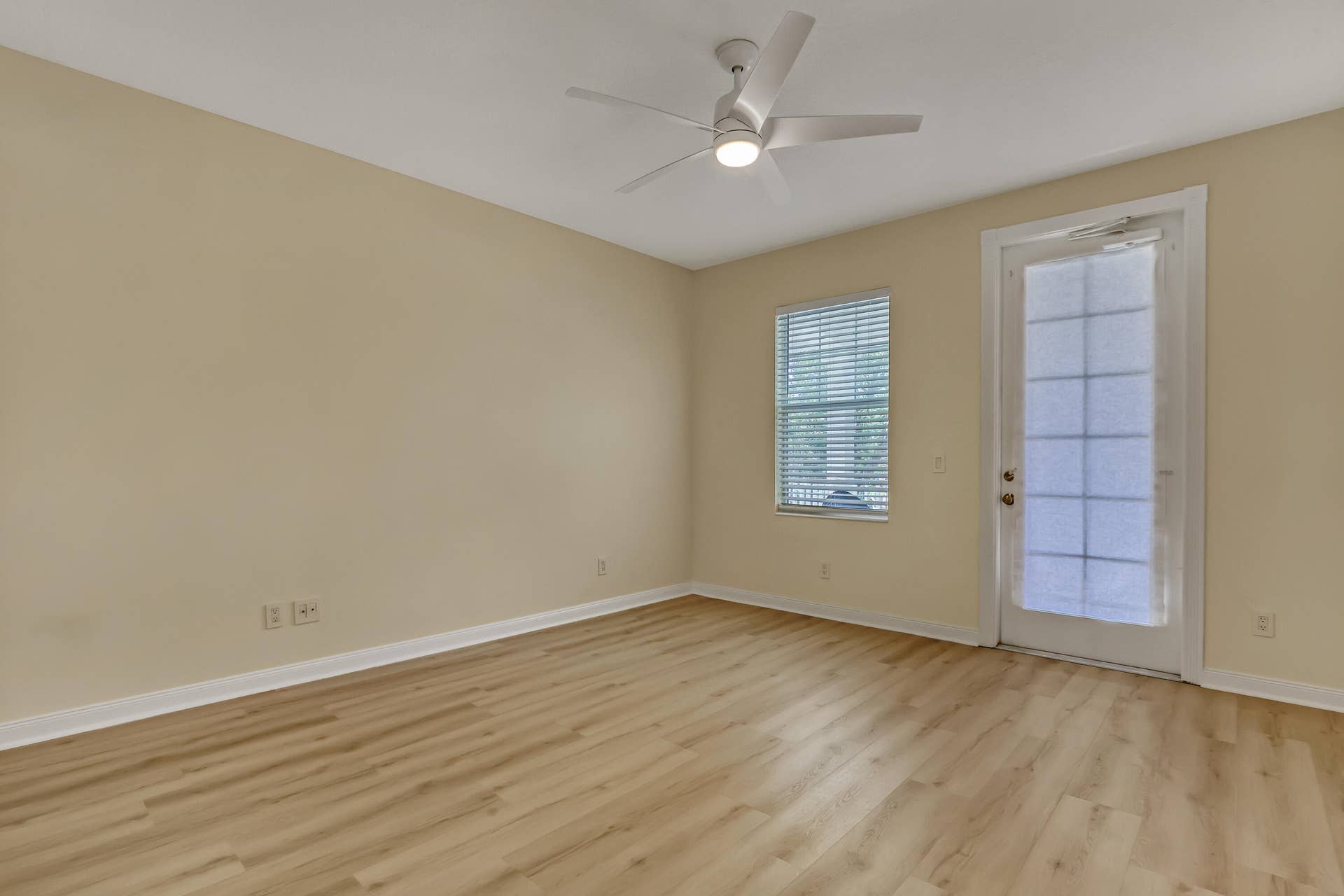 115 Soriano Drive, Jupiter, FL 33458 Downstairs Bedroom/Den