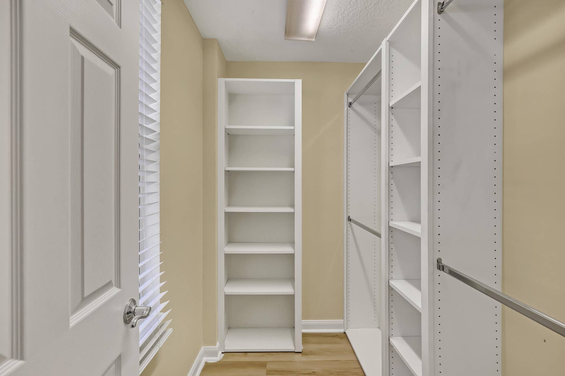 115 Soriano Drive, Jupiter, FL 33458 Downstairs Walk In
