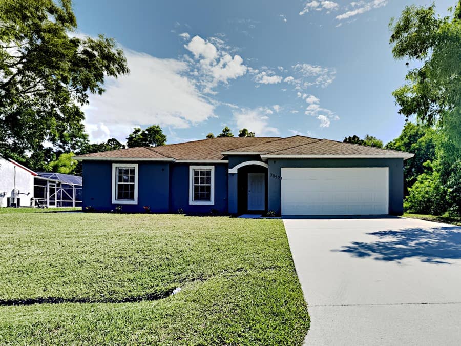 Property photo for 2052 SE HEATHWOOD Circle, Port St Lucie, FL