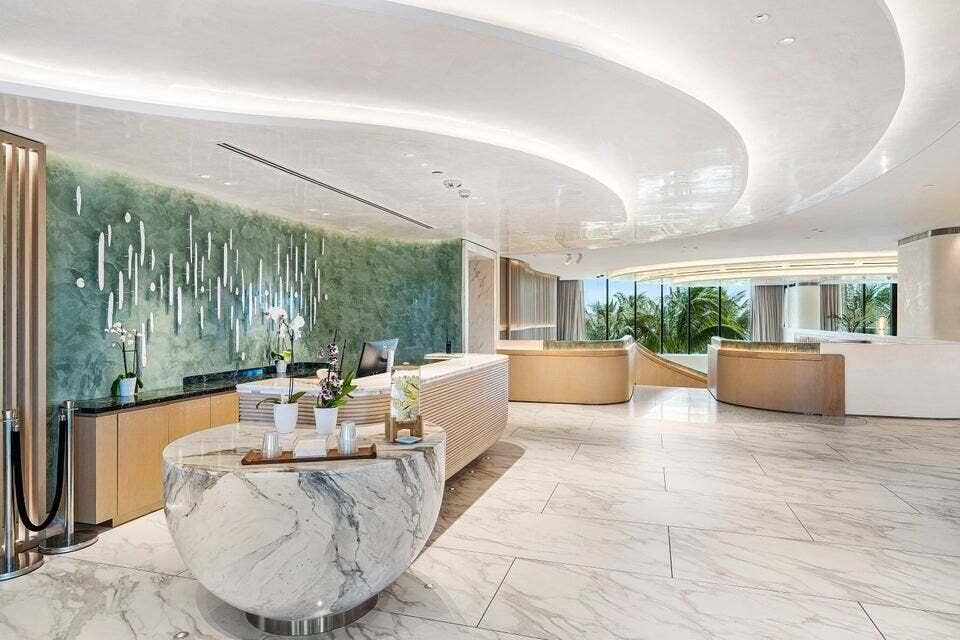 Casamar unveils a carefully curated masterpiece, enhancing the resident experience in every space.