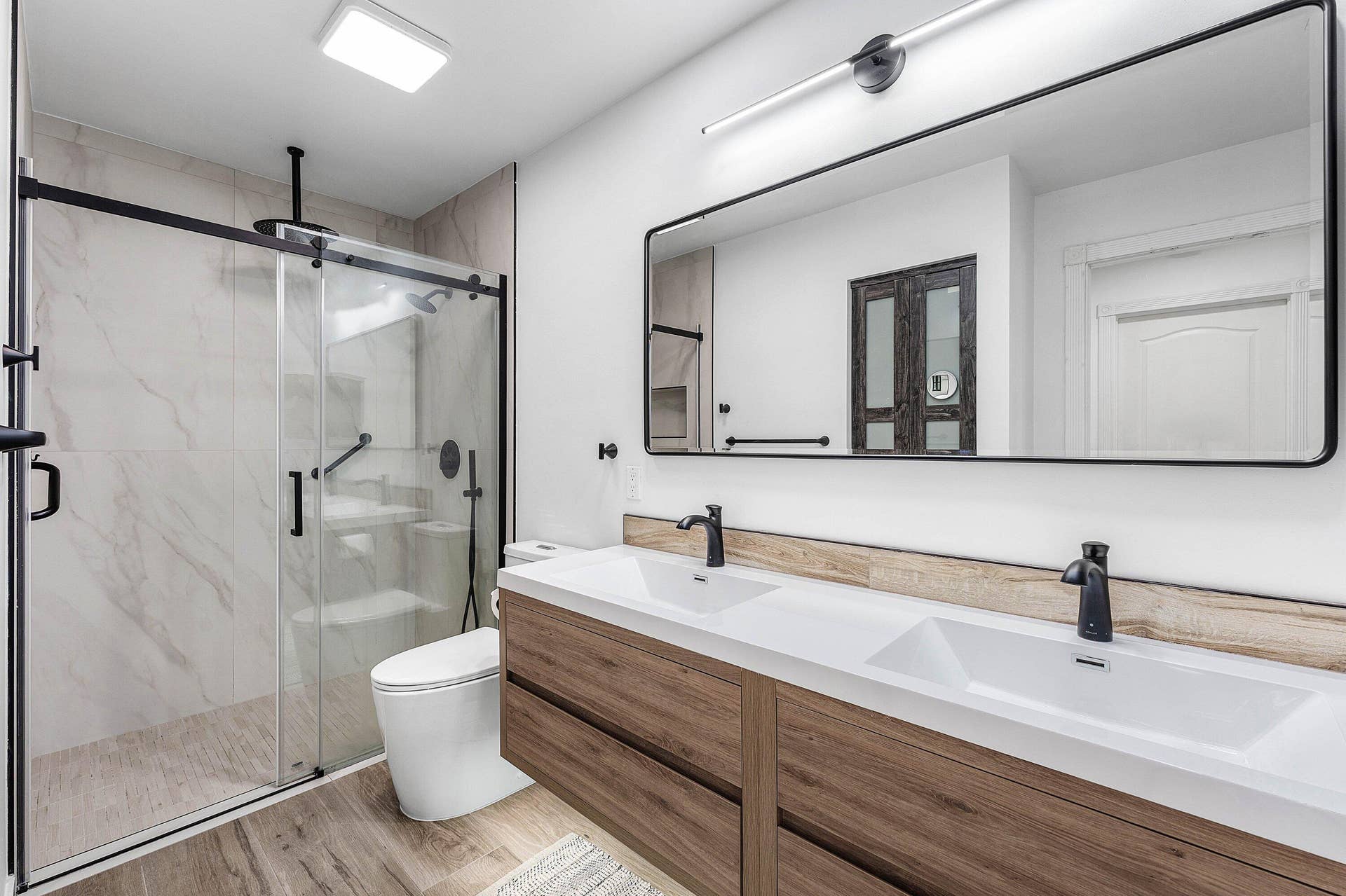 Remodeled, motion sensor faucets & Alexa Bluetooth-light fan