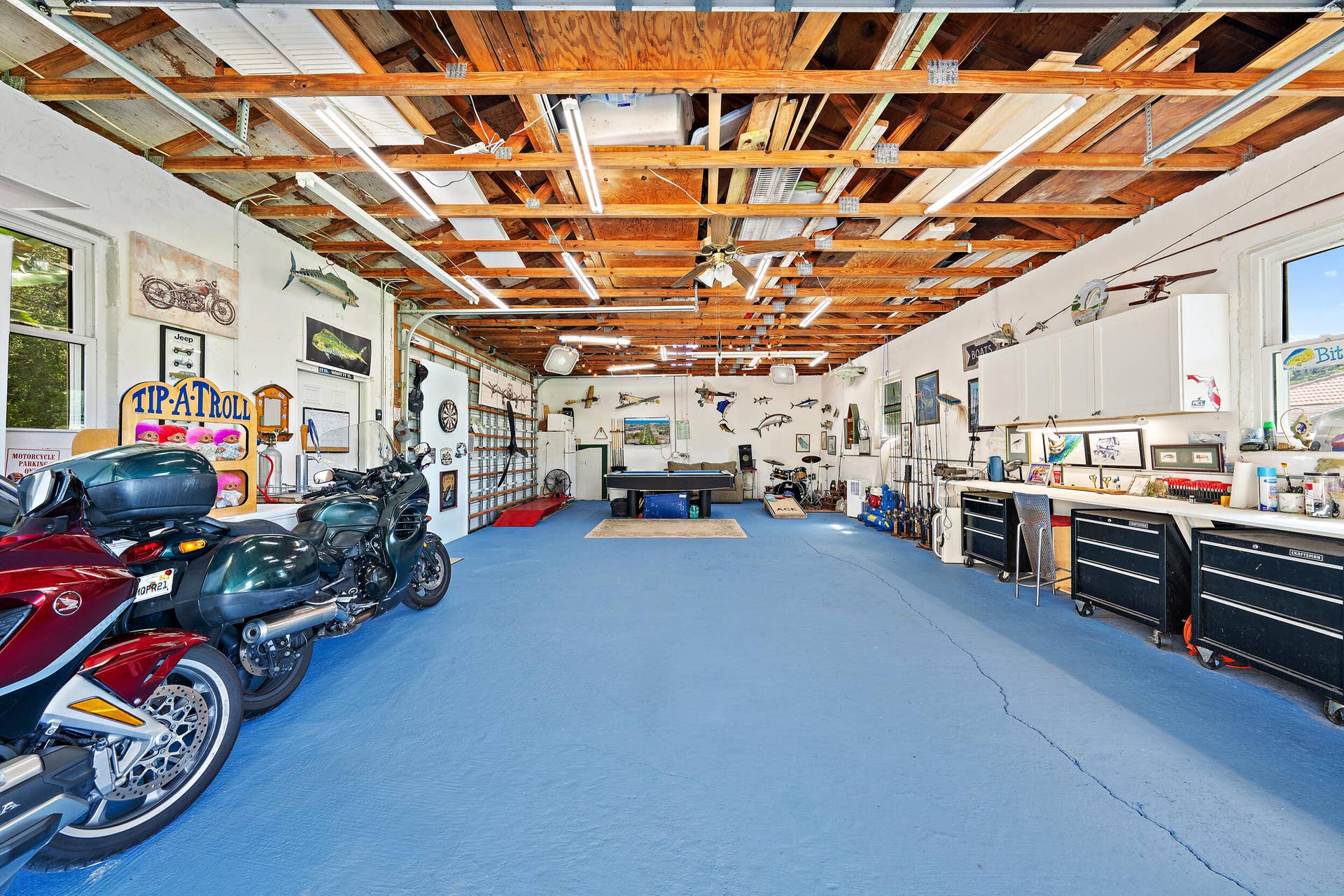 15606 87th Trail N, Palm Beach Gardens, FL 33418 Garage