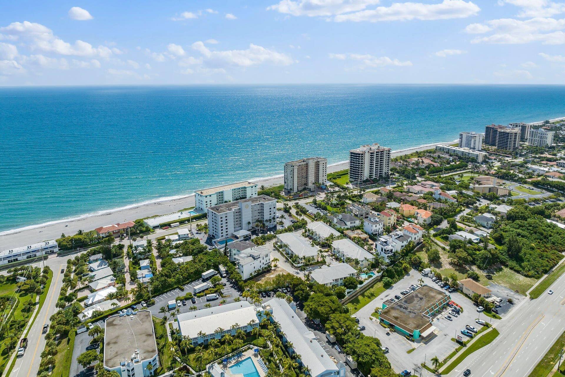 061-911OceanDr404-JunoBeach-FL-SMALL