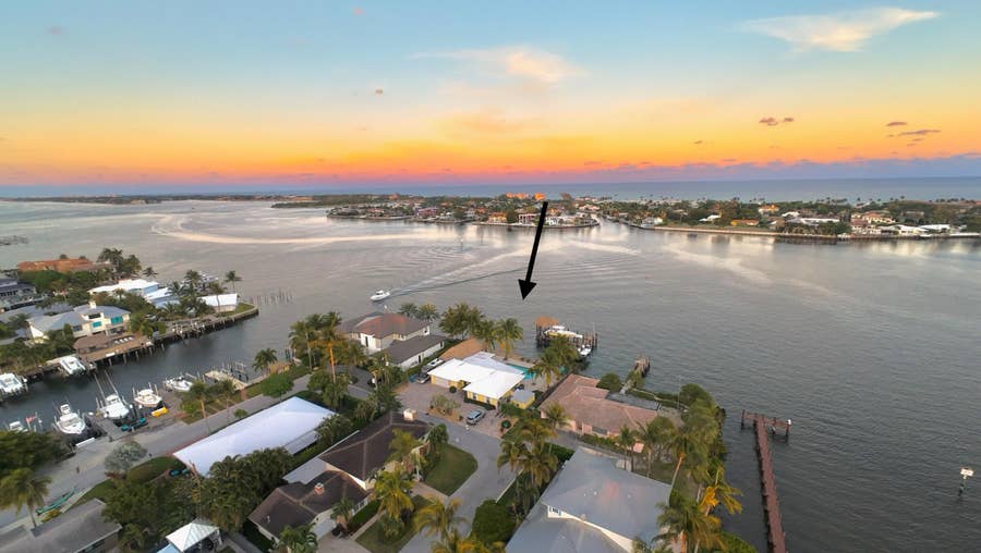 Property photo for 844 East Drive, Boynton Beach, FL