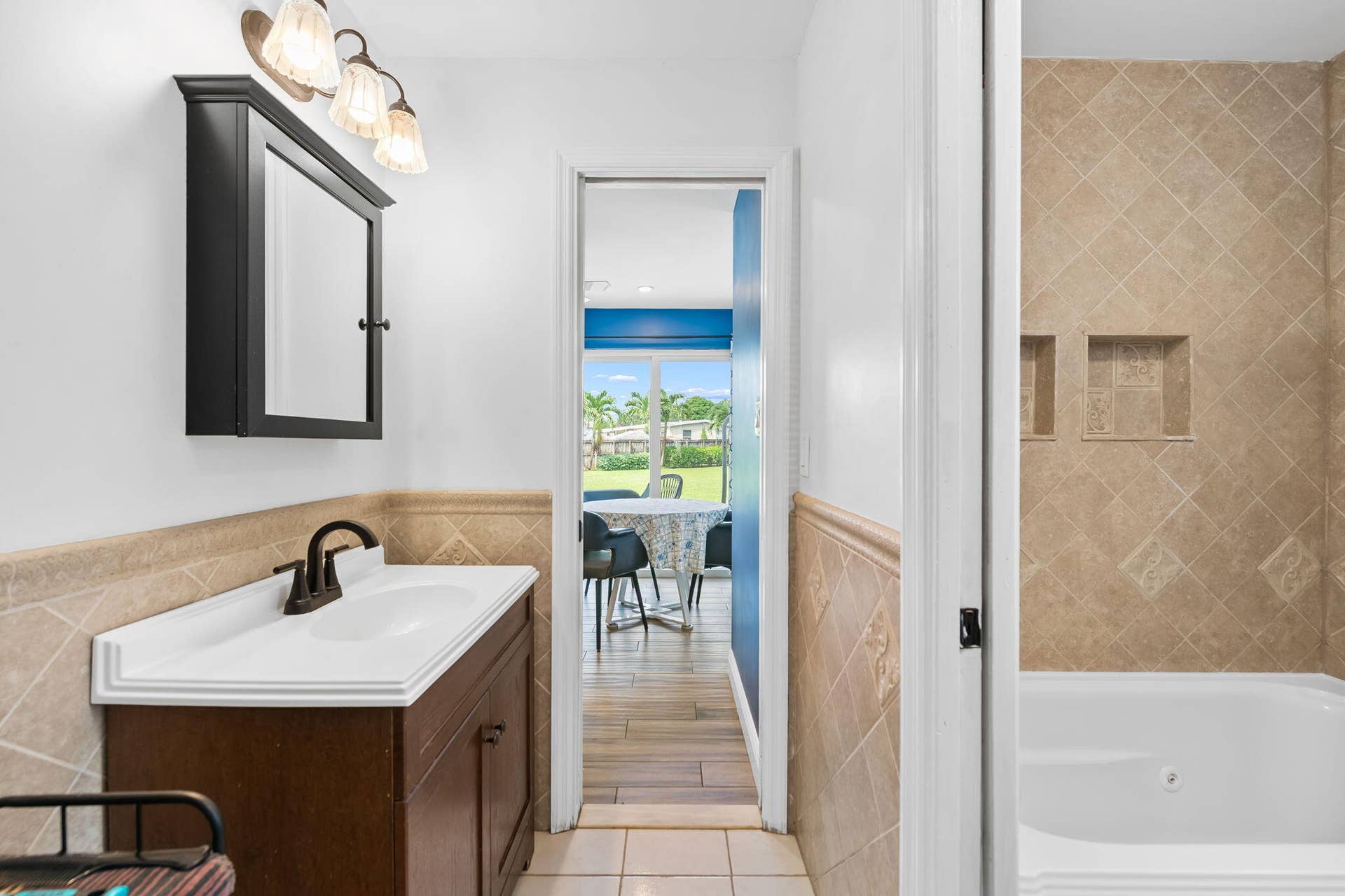 5287 NE 14TH Terrace, Pompano Beach, FL 33064 14-web-or-mls-DSC_9106