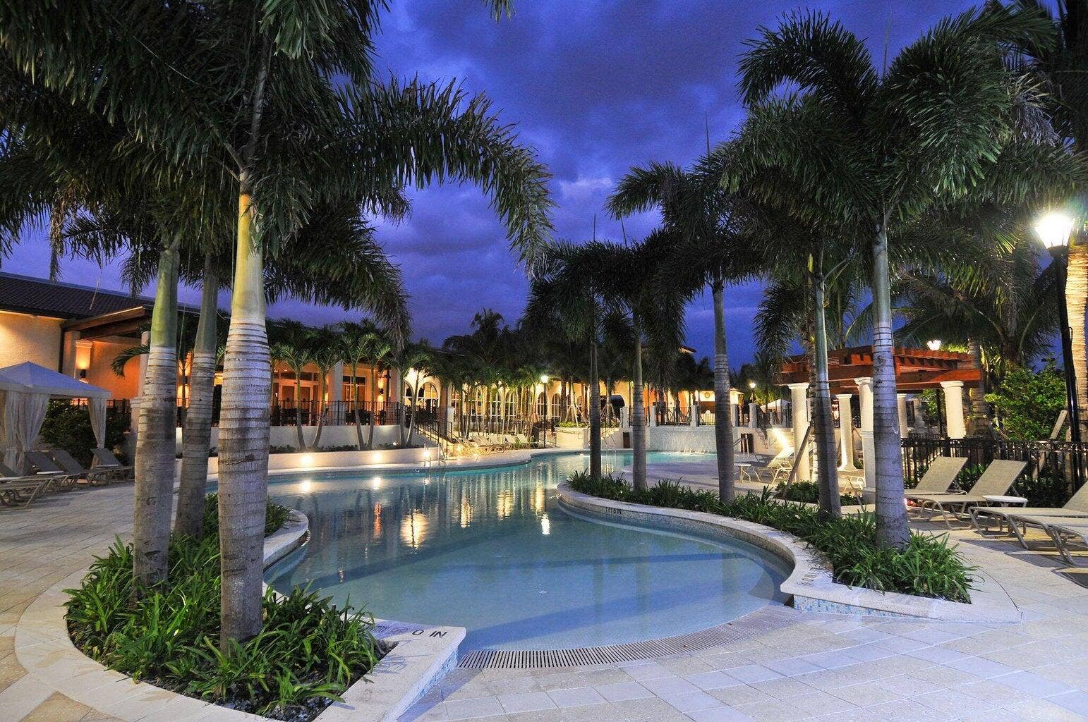 Pool Twilight