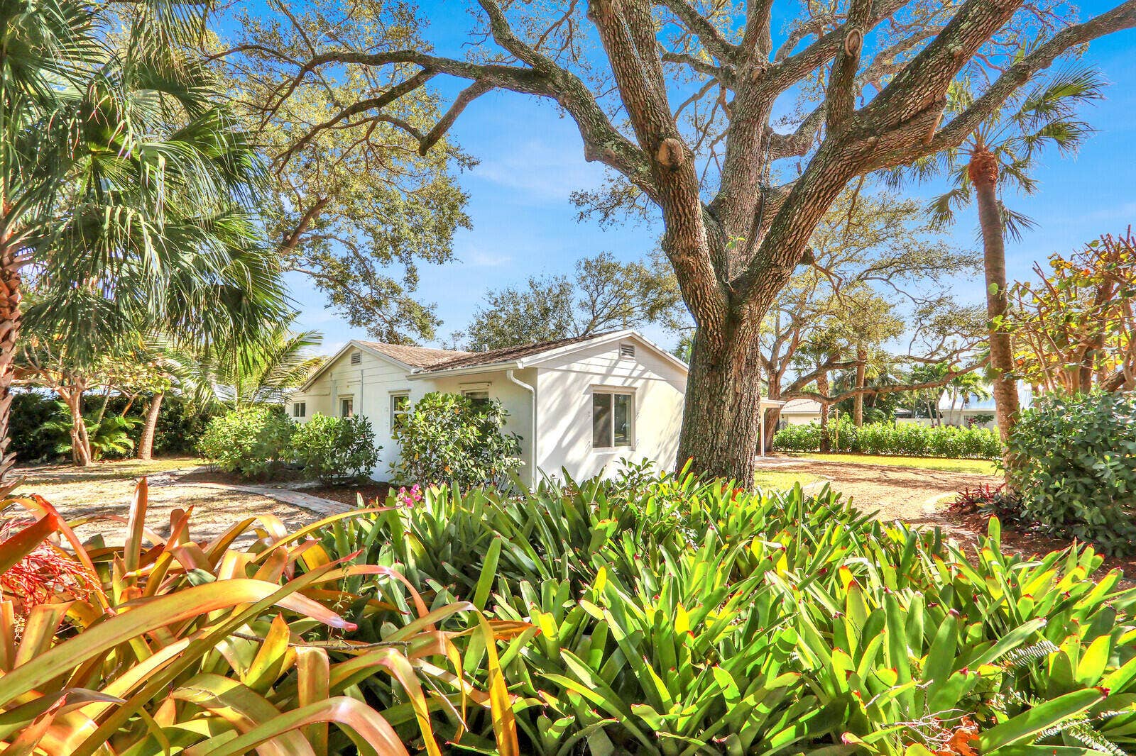 601 PAULINA Road, Jupiter, FL 33477 02_Image_2_mls