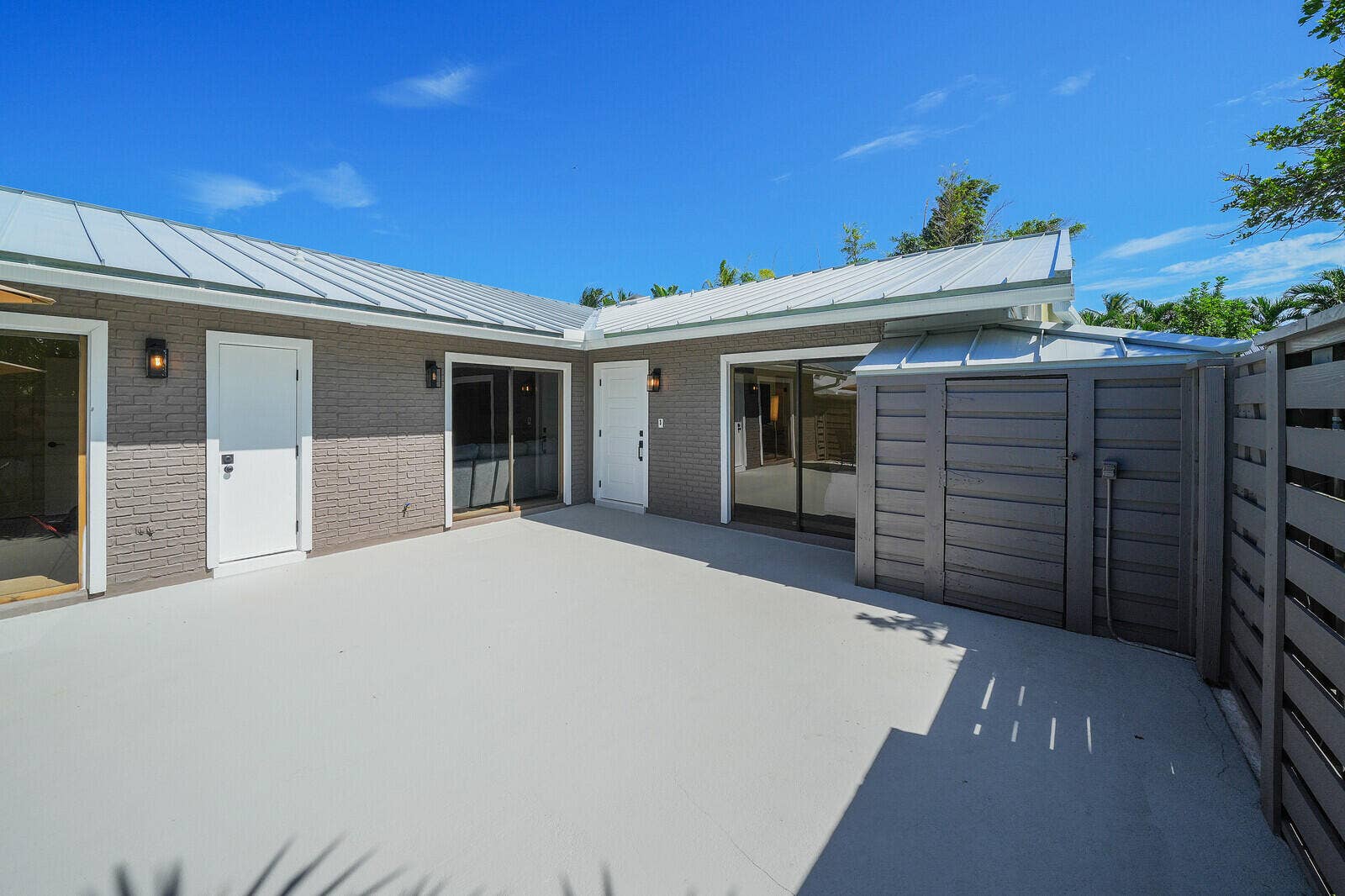 1801 S US HIGHWAY 1, #8C, Jupiter, FL 33477 Private Fenced Patio